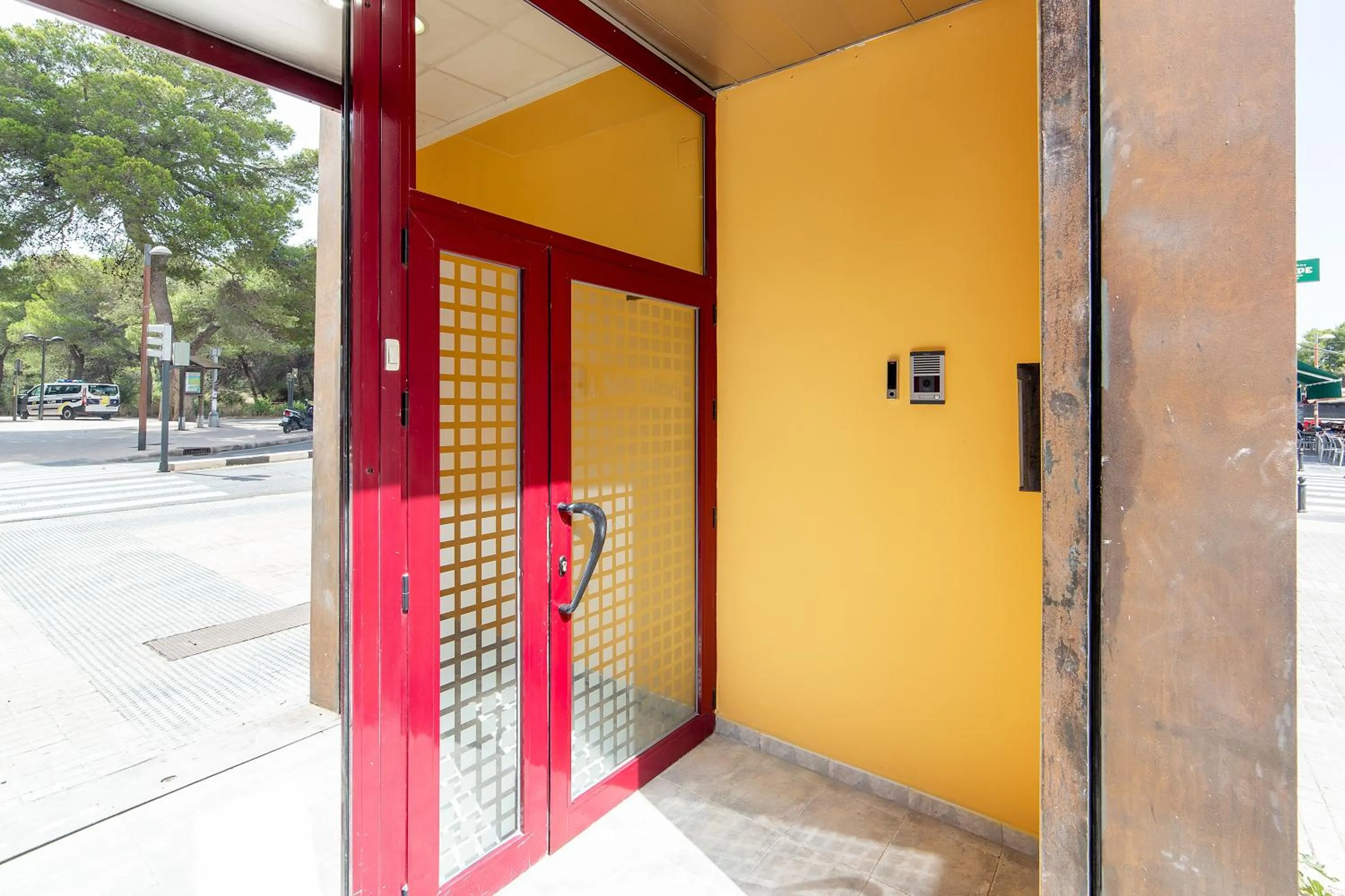 Facade/entrance in Albufera Dreams Nature Suites