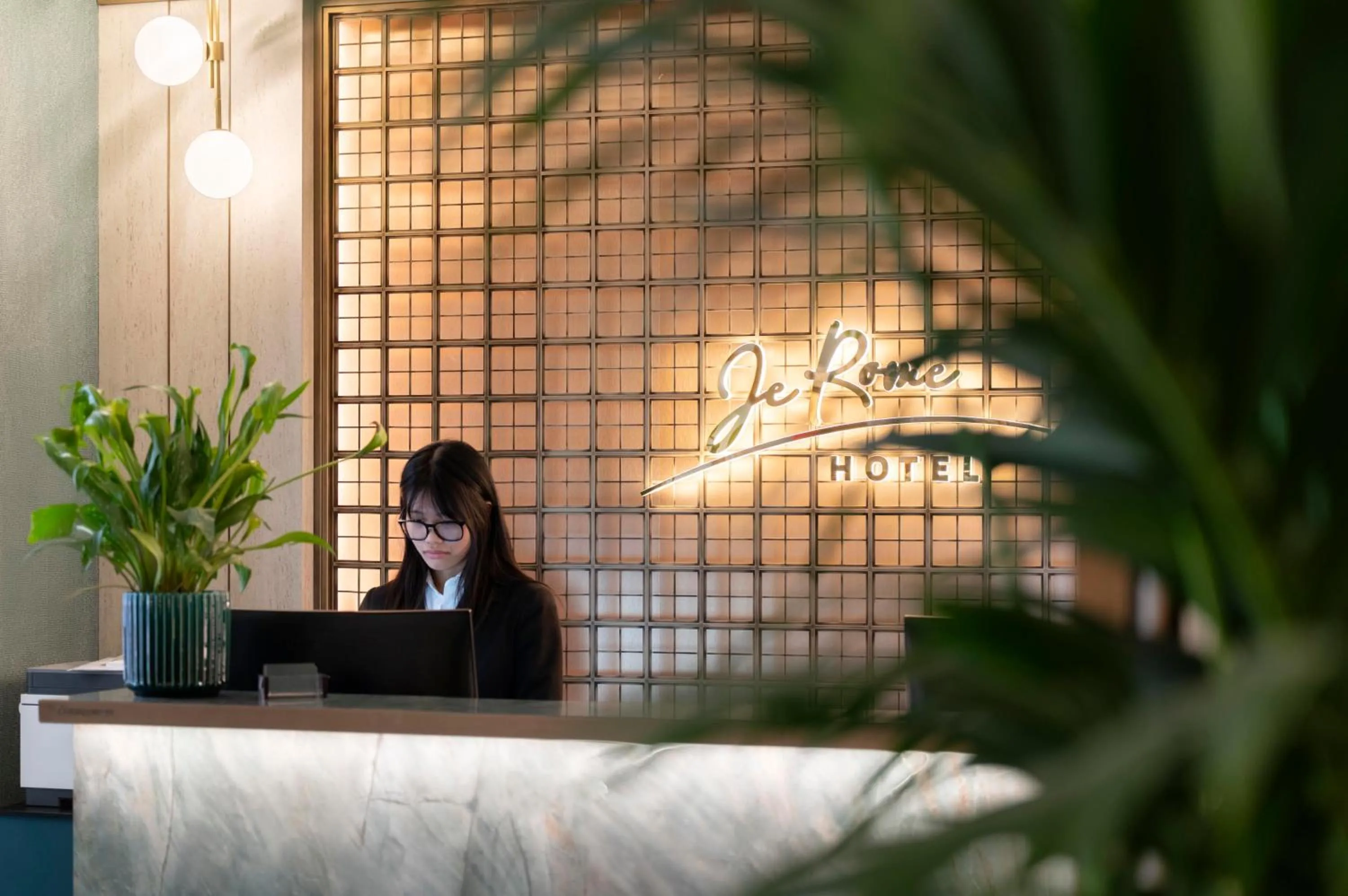 Lobby or reception in Je Rome Hotel