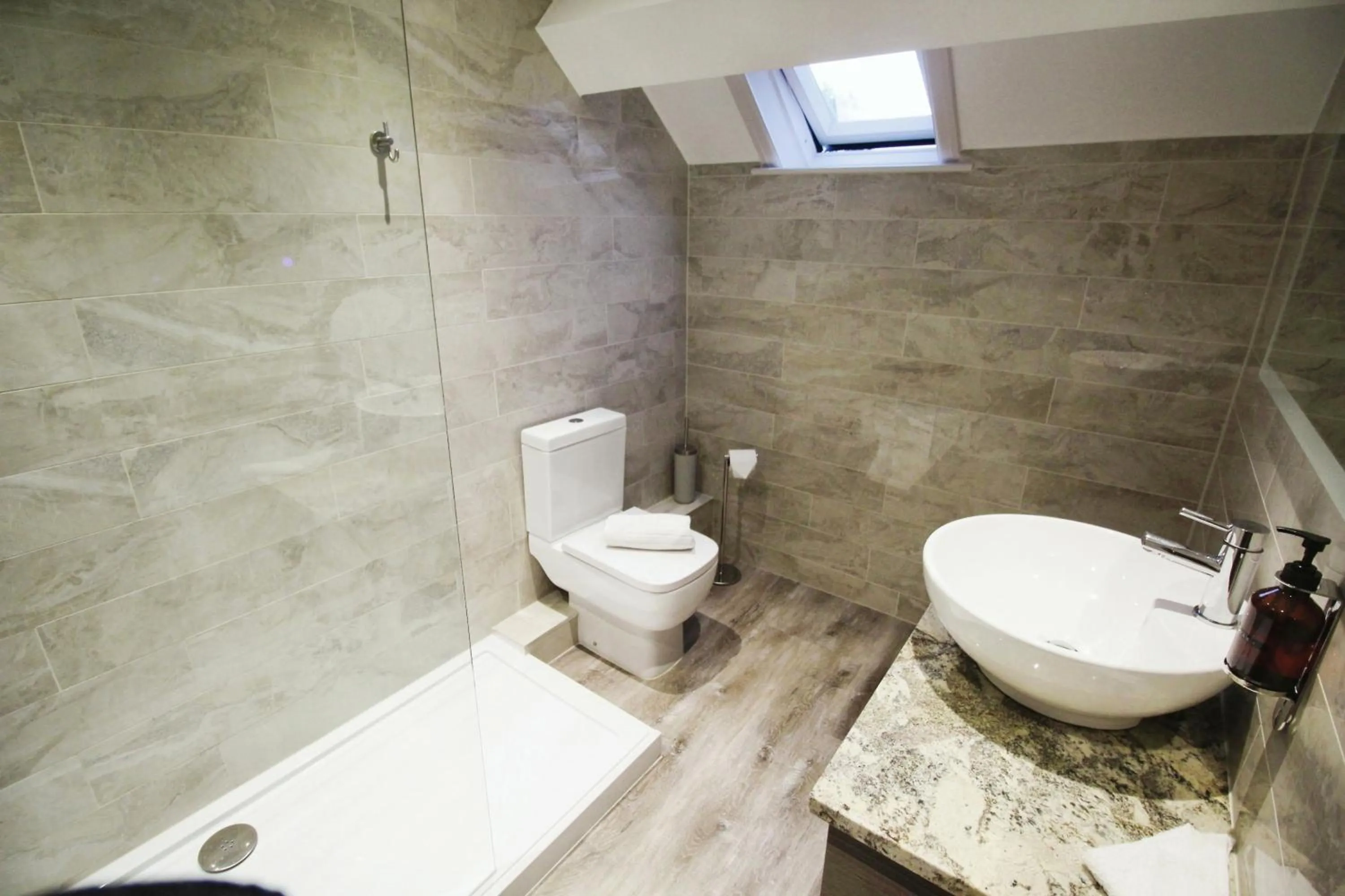 Bathroom in The Psalter