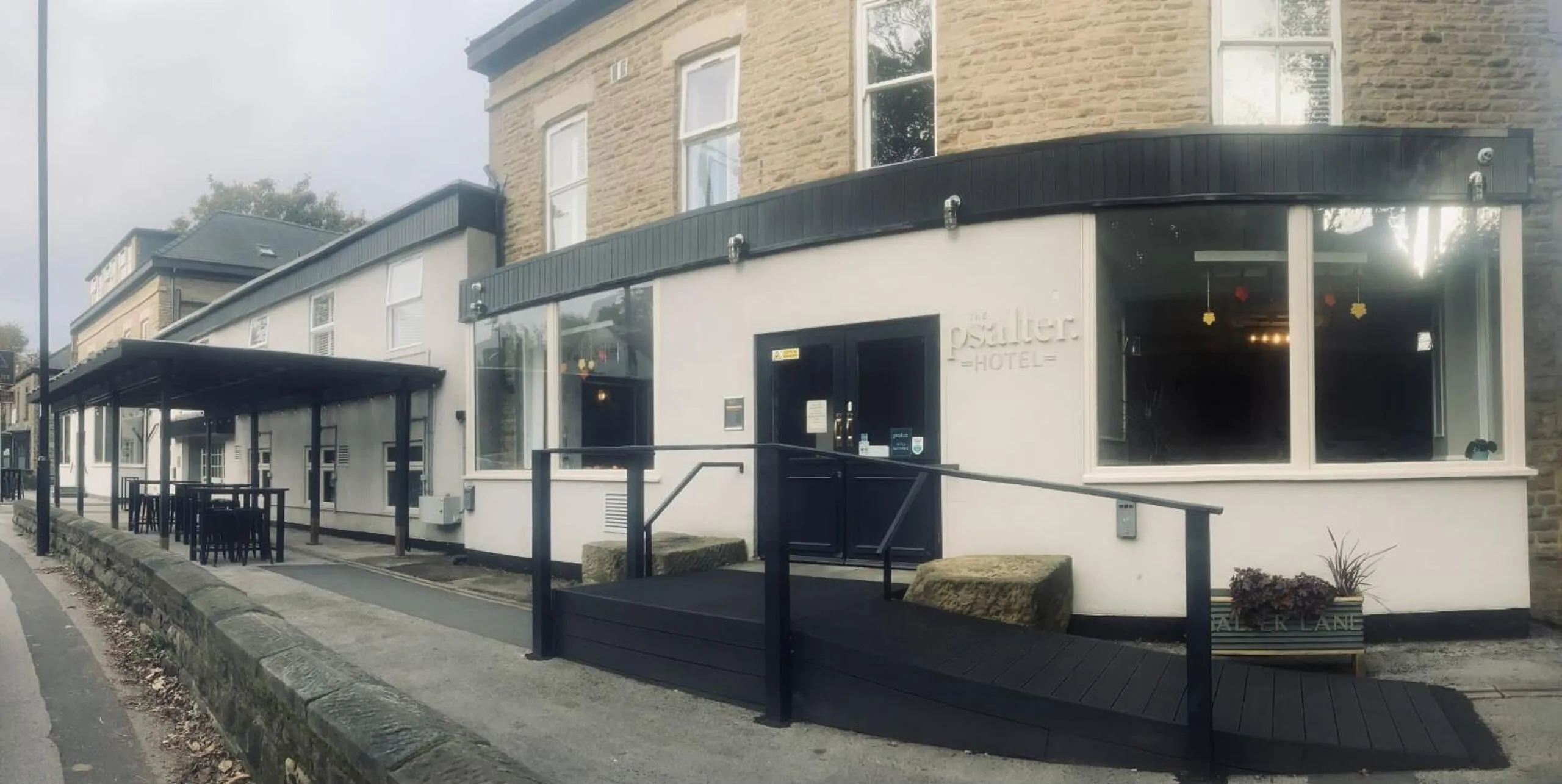 Facade/entrance in The Psalter