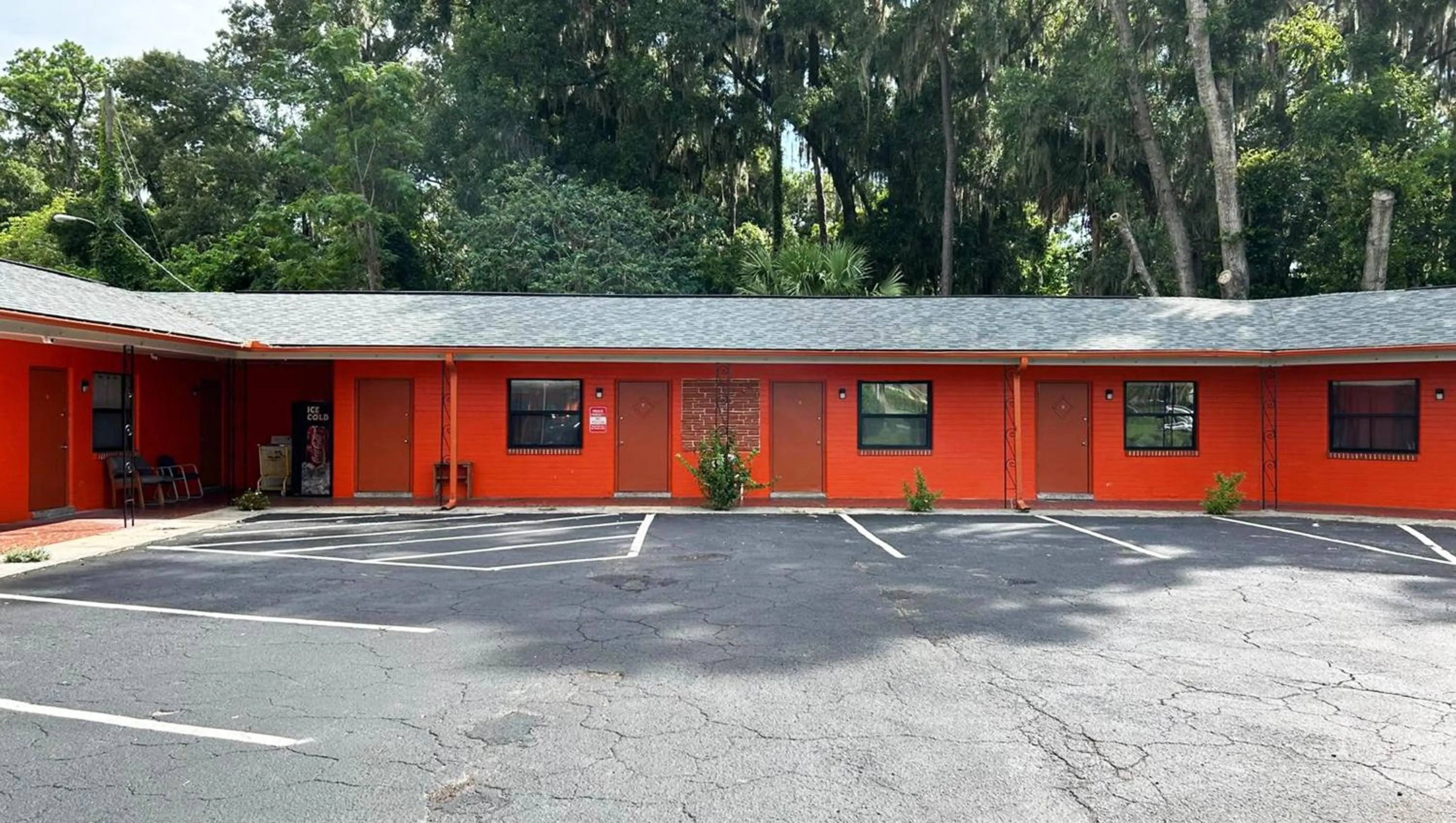Property building in Steven Motel