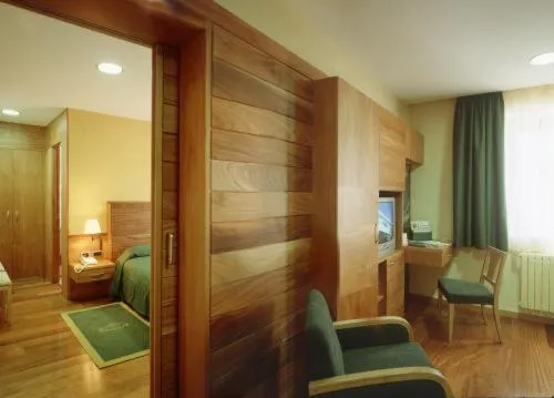Photo of the whole room in Hotel Vall de Núria