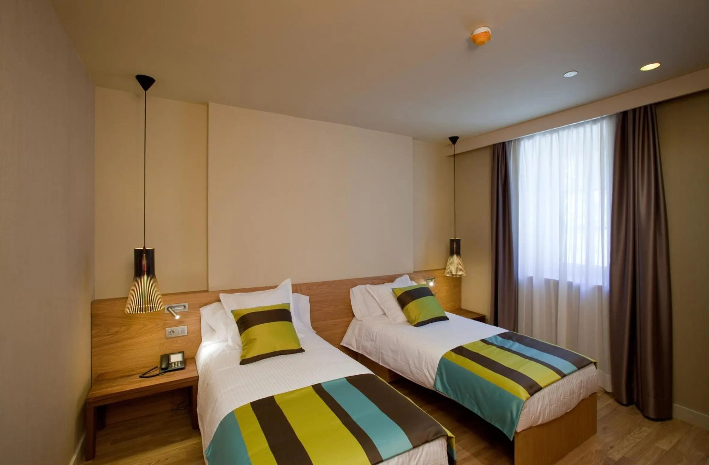 Property building, Bed in Hotel Vall de Núria