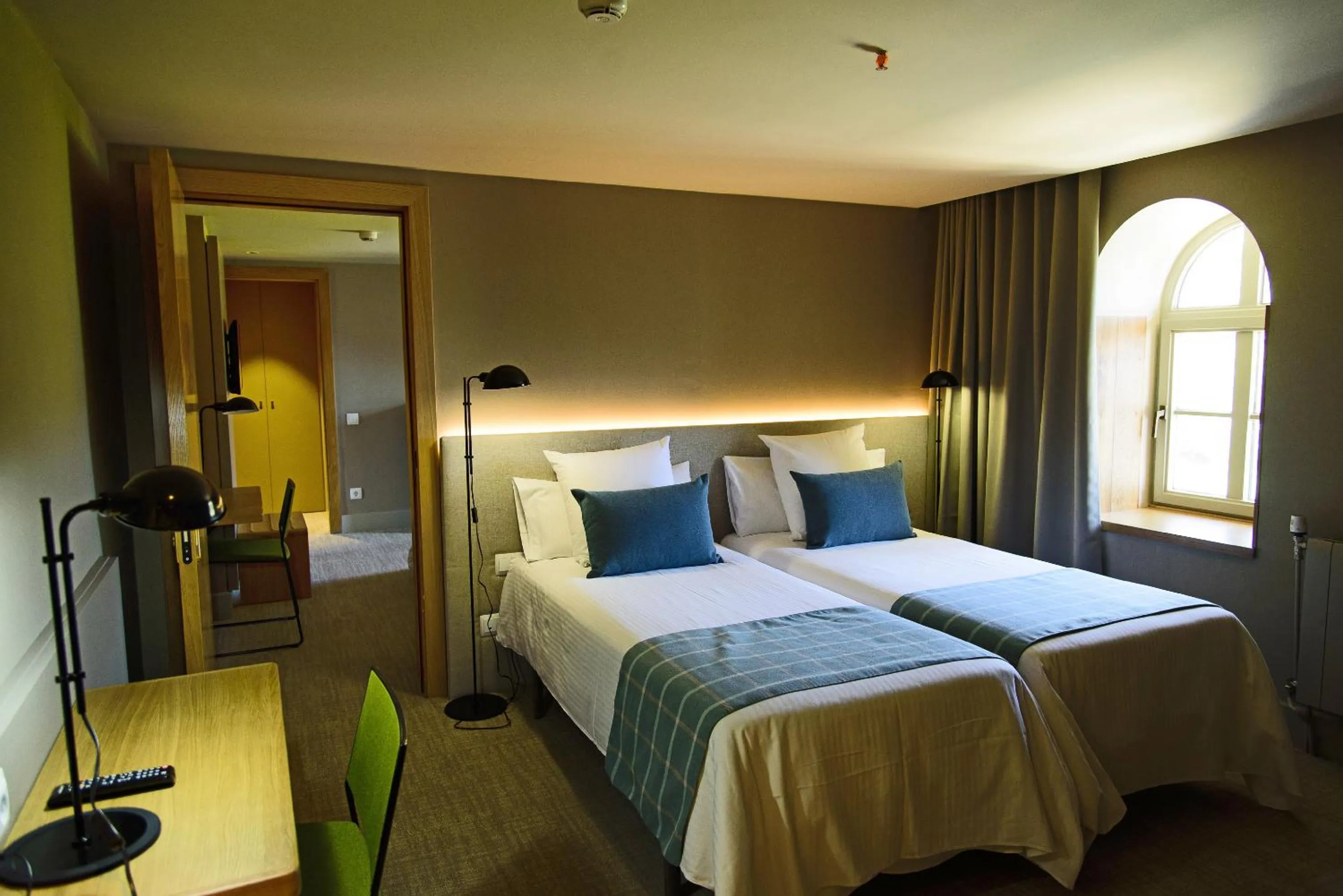 Property building, Bed in Hotel Vall de Núria