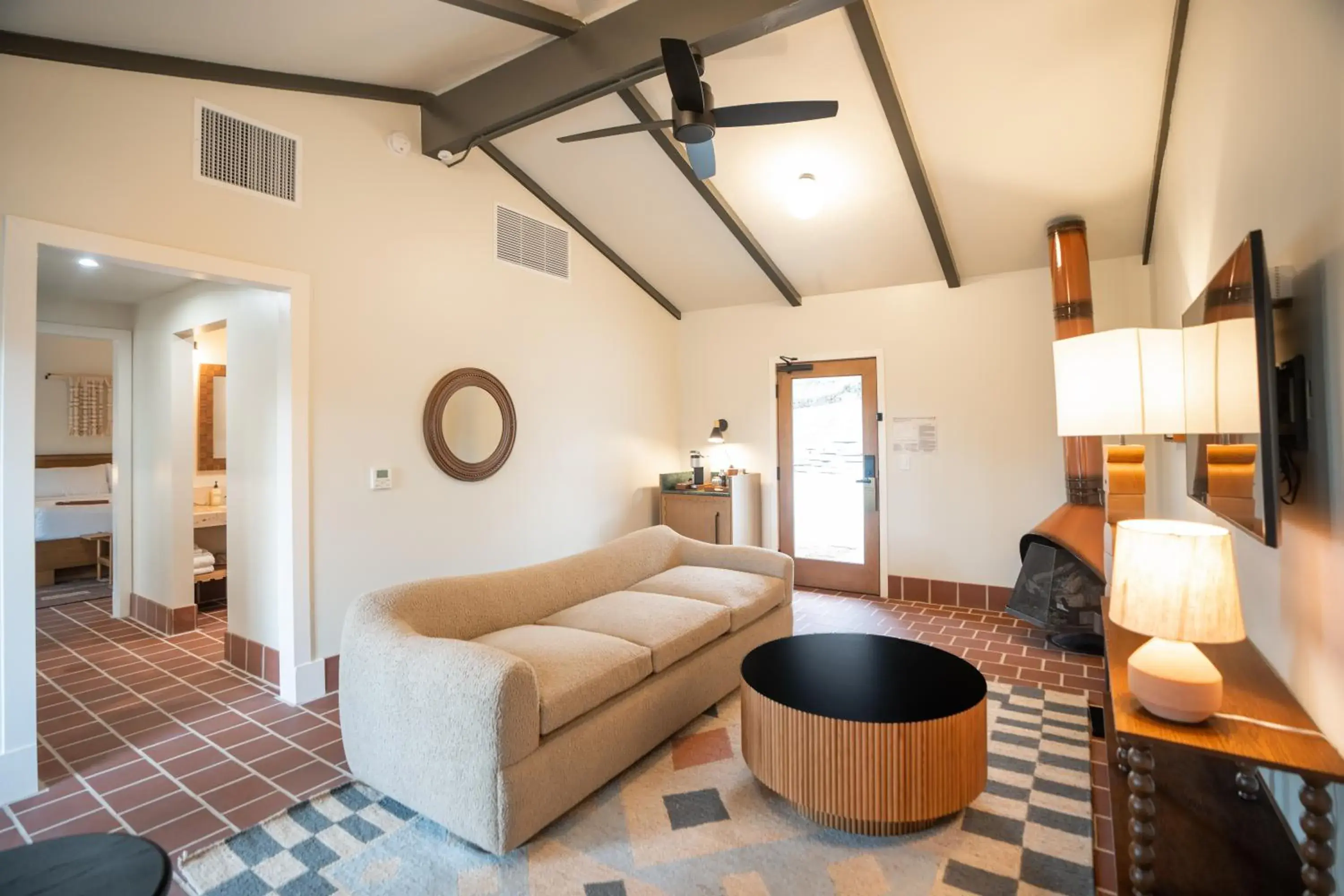 King Room with Spa Bath in Murrieta Hot Springs Resort King Room with Spa Bath in Murrieta Hot Springs Resort