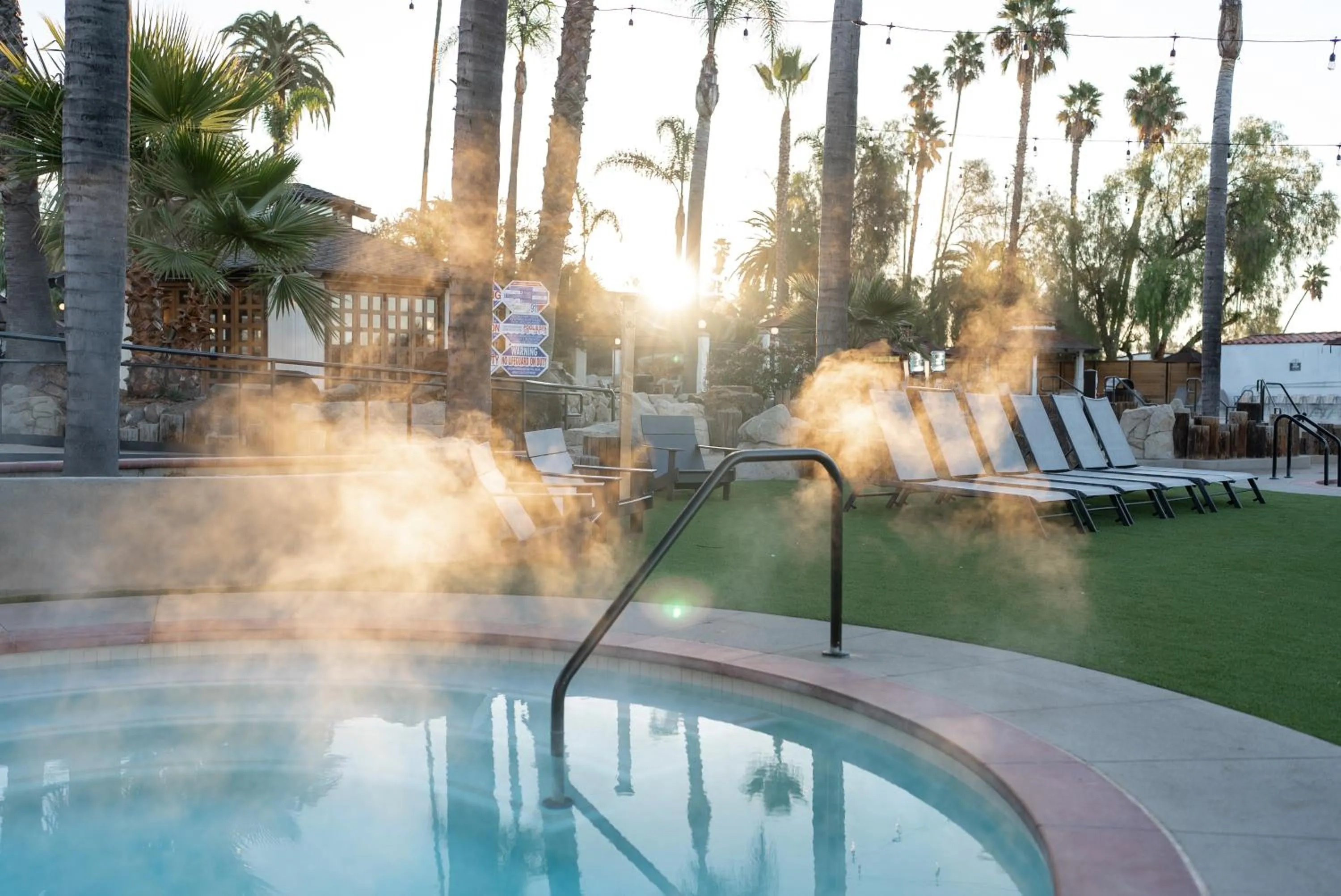 Swimming pool in Murrieta Hot Springs Resort