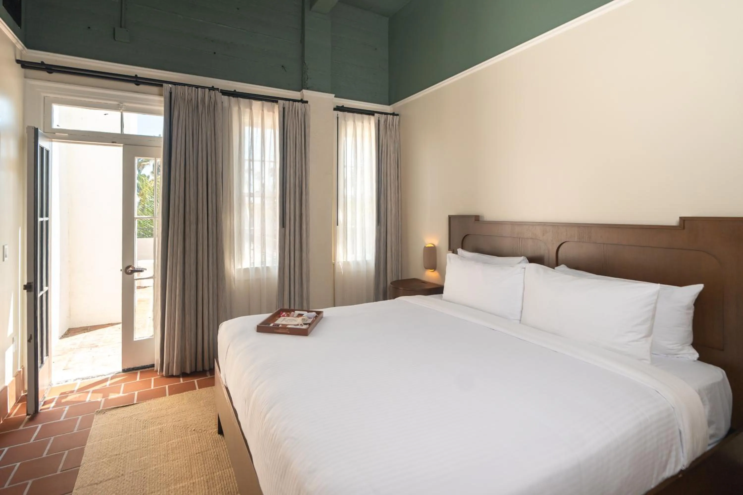 Bed in Murrieta Hot Springs Resort