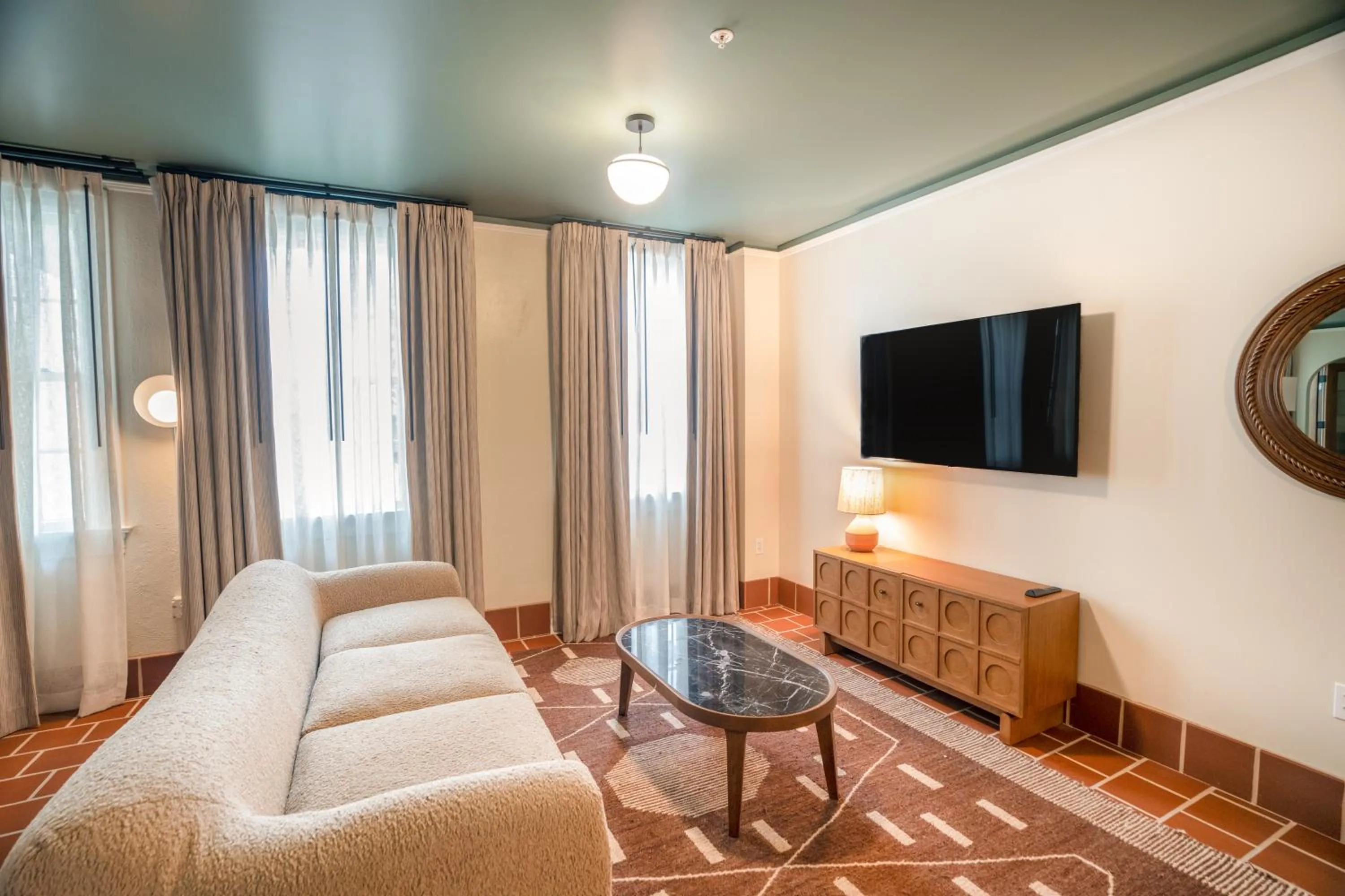 Bed in Murrieta Hot Springs Resort