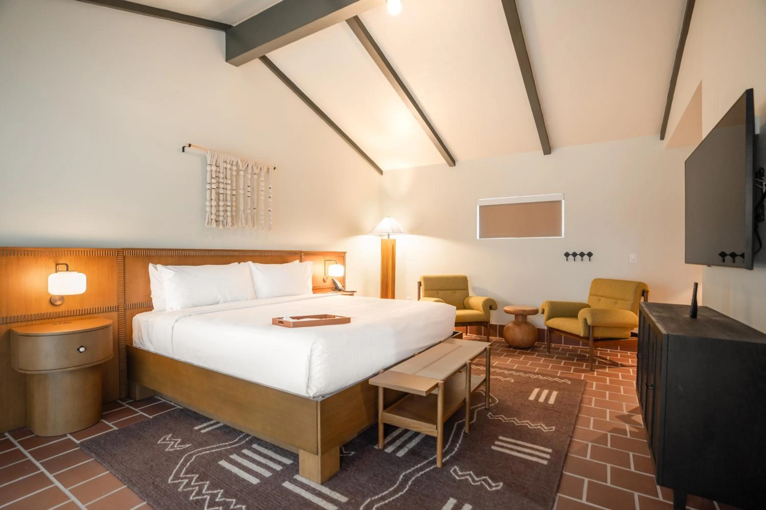 Bed in Murrieta Hot Springs Resort