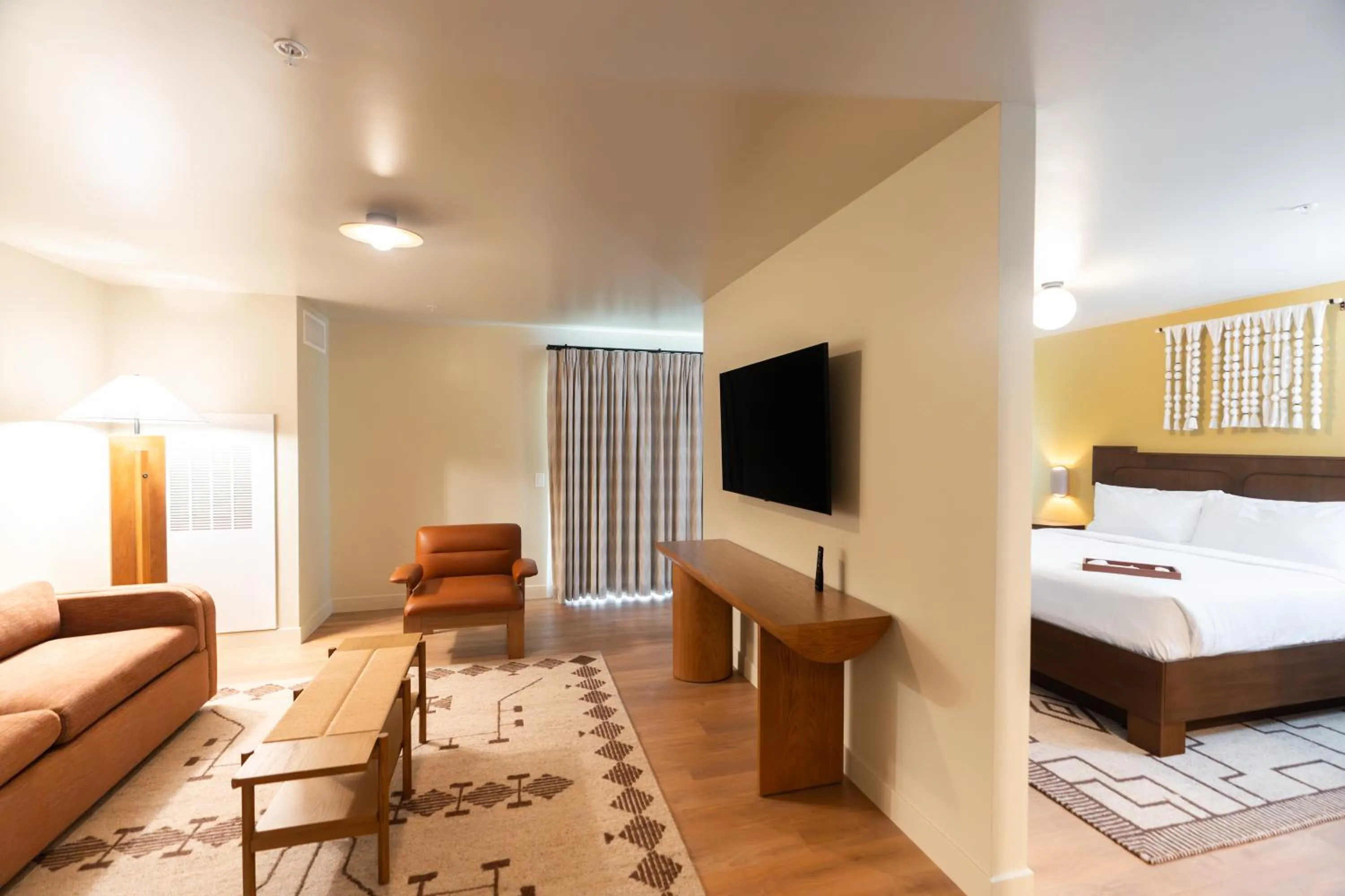 Bed in Murrieta Hot Springs Resort