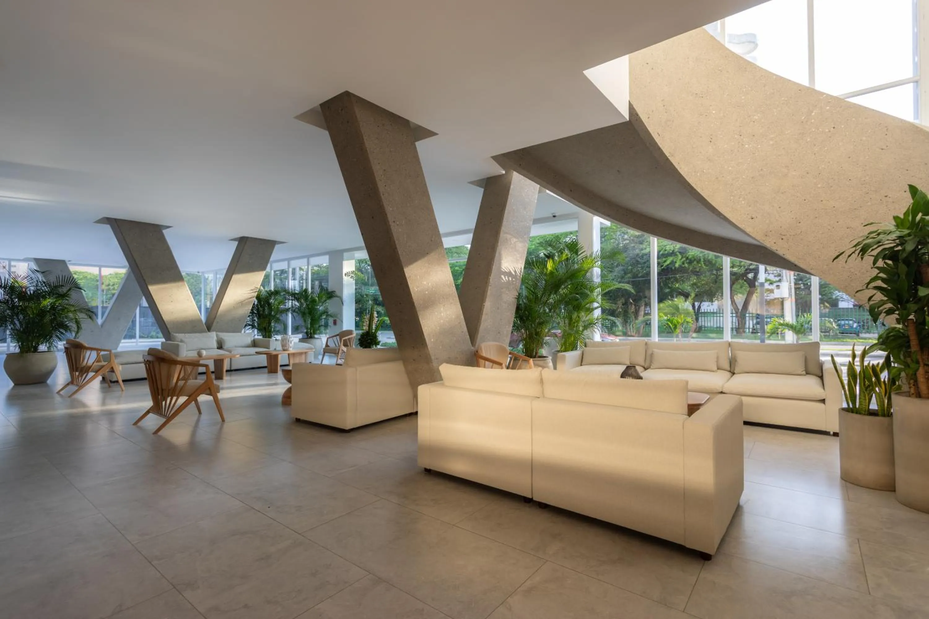 Lobby or reception in Hotel Porto Horizonte All inclusive By OxoHotel