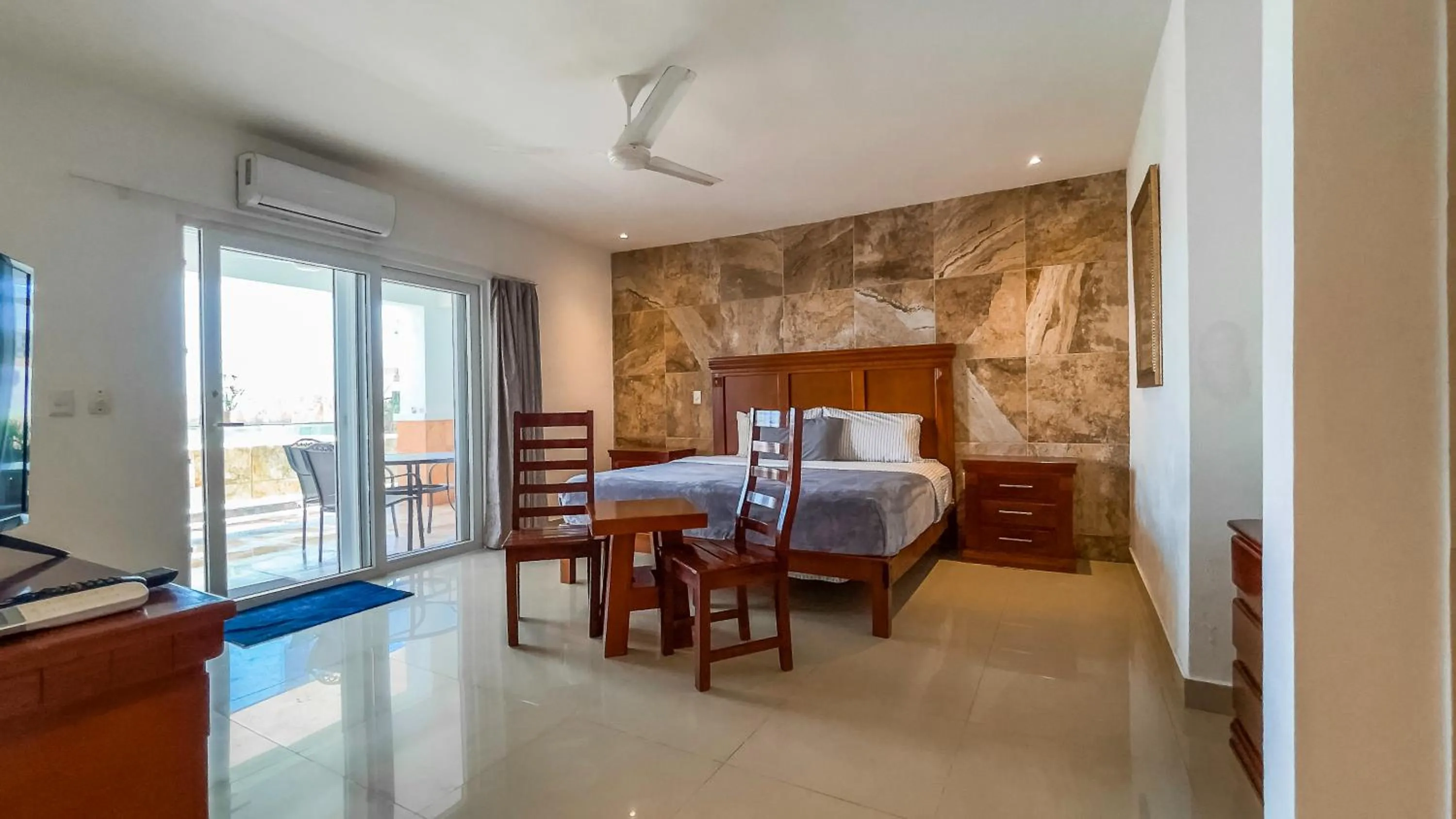 Bed in Quinta Alberto Boutique Hotel