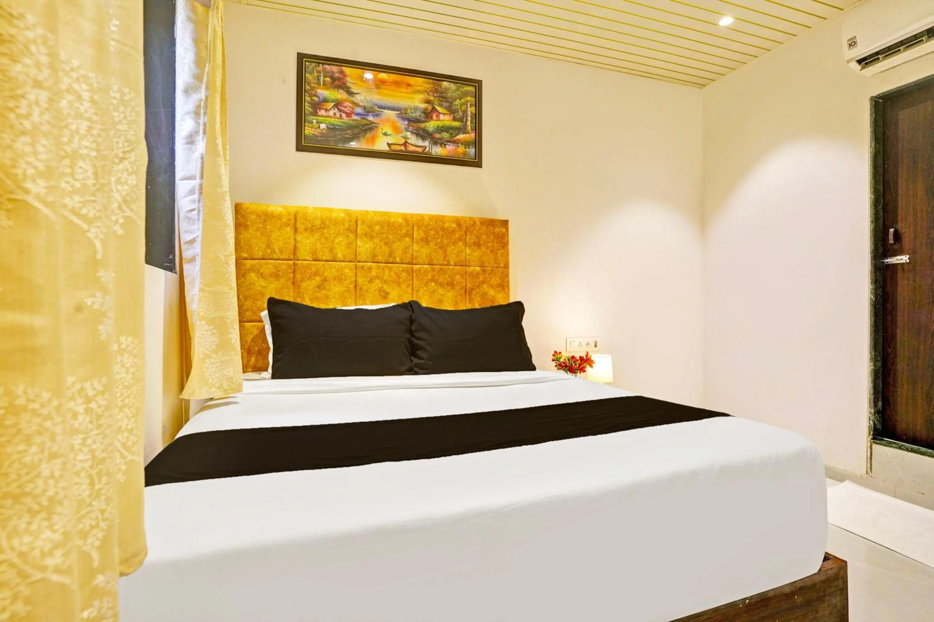 Bedroom in HOTEL O NK RESIDENCY