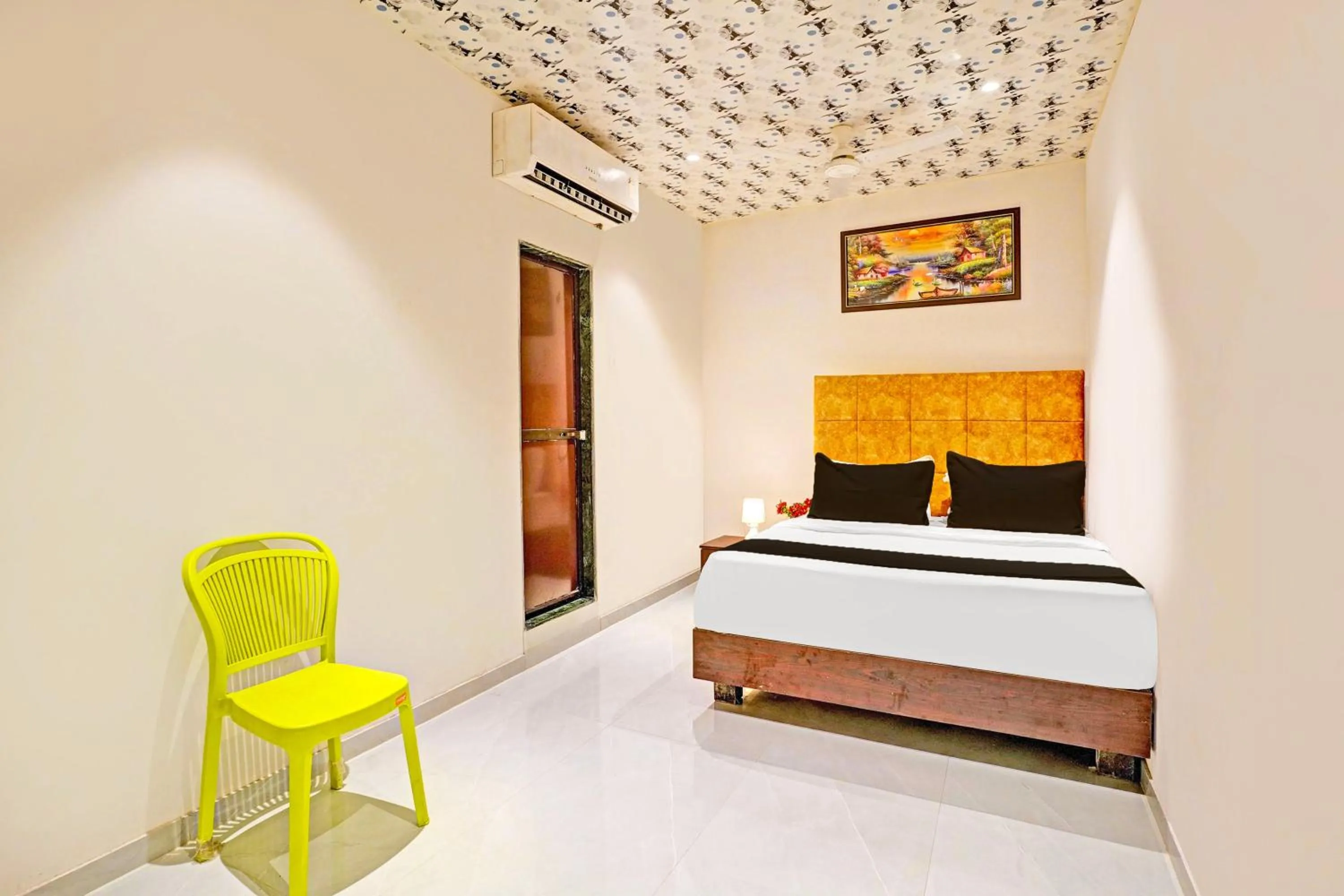 Lobby or reception in HOTEL O NK RESIDENCY