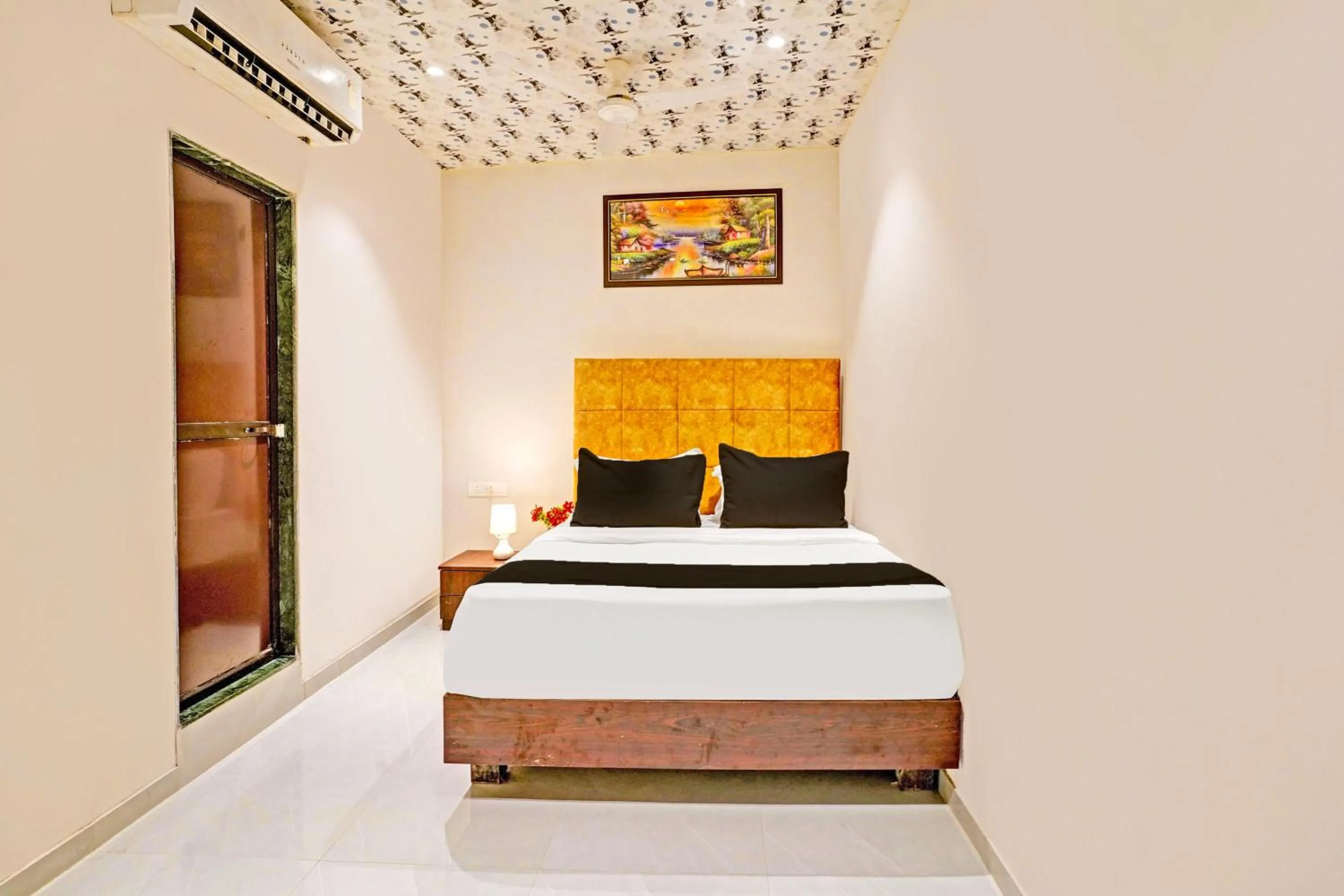 Bedroom in HOTEL O NK RESIDENCY