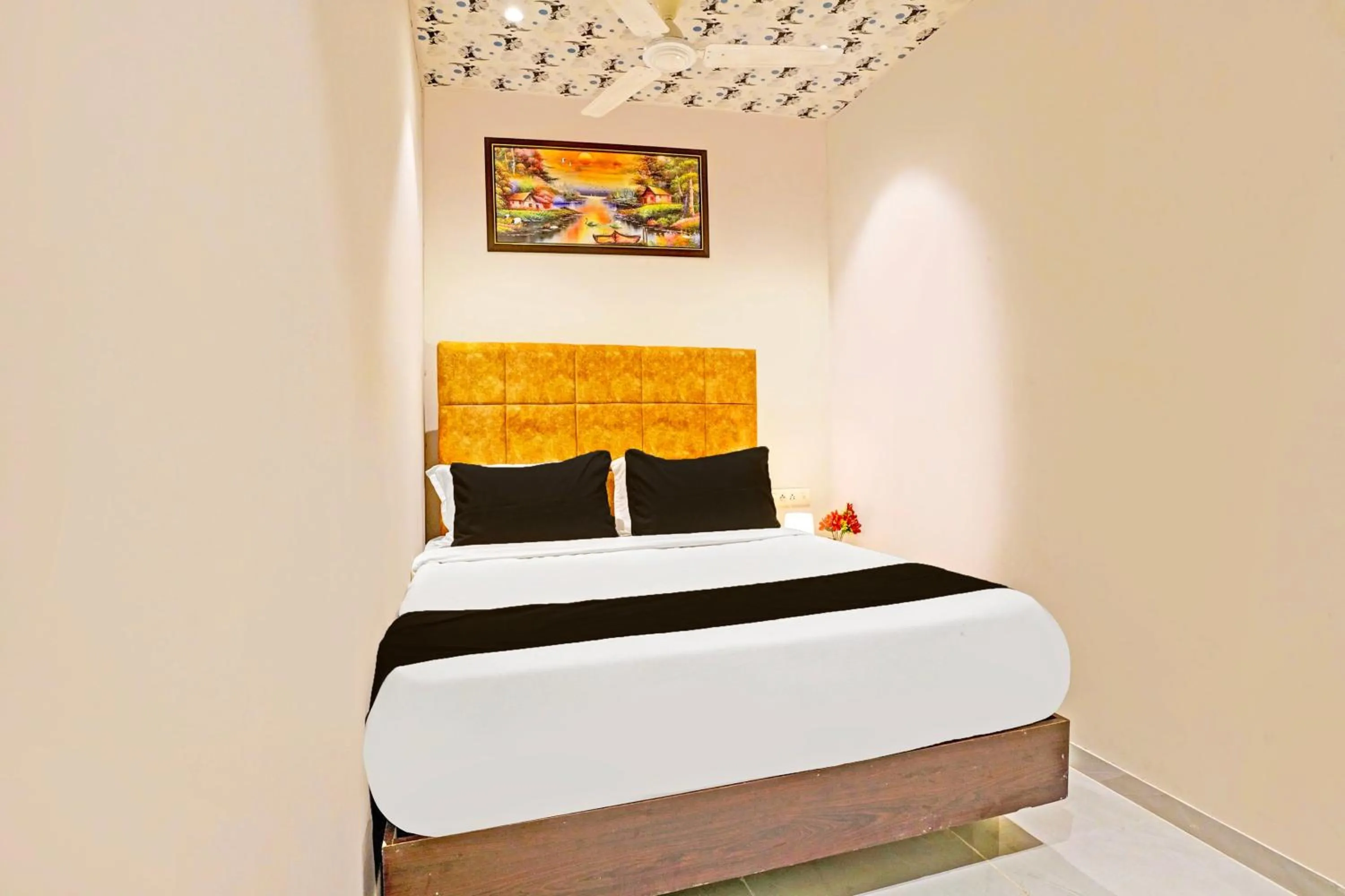 Bedroom in HOTEL O NK RESIDENCY