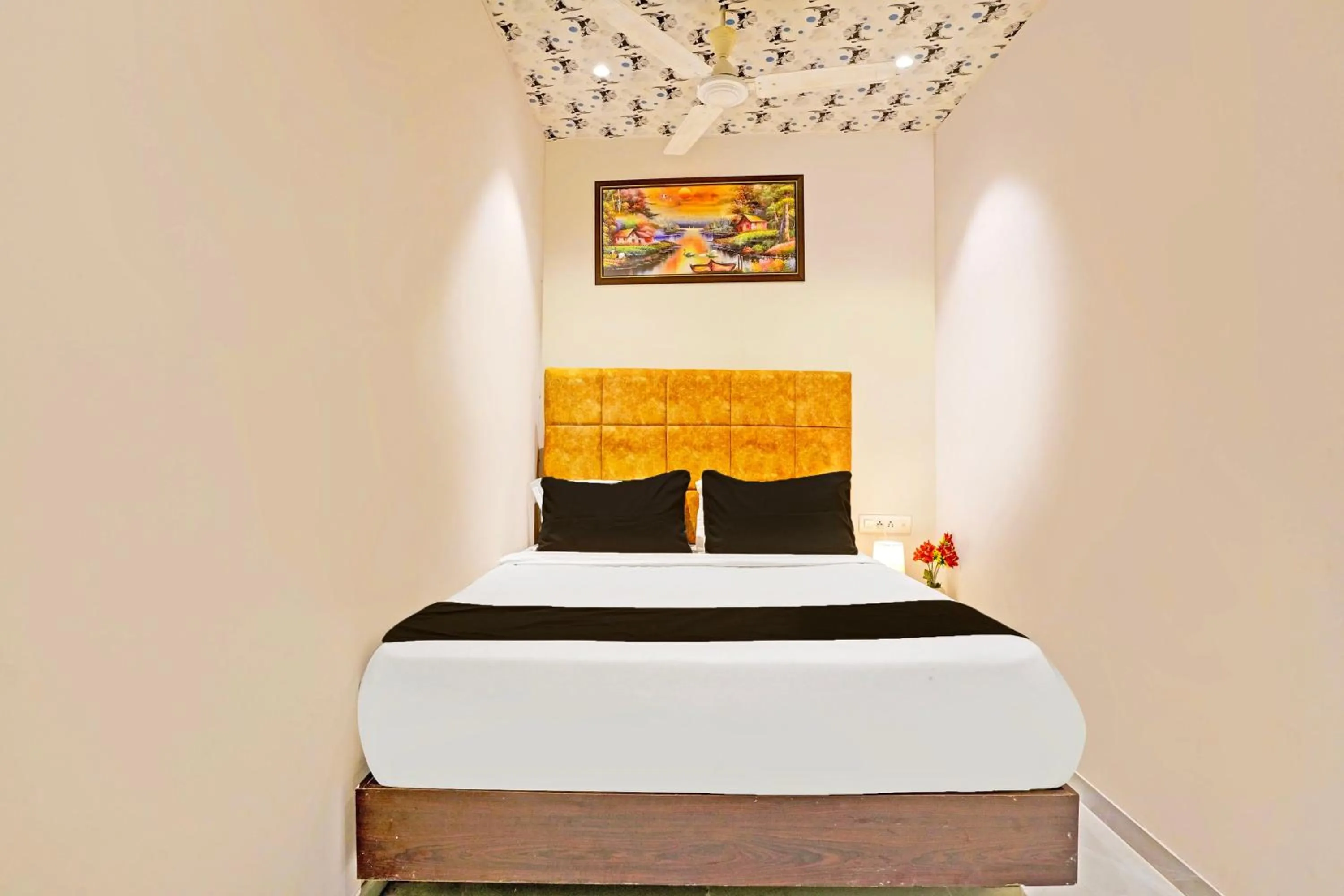 Bedroom in HOTEL O NK RESIDENCY