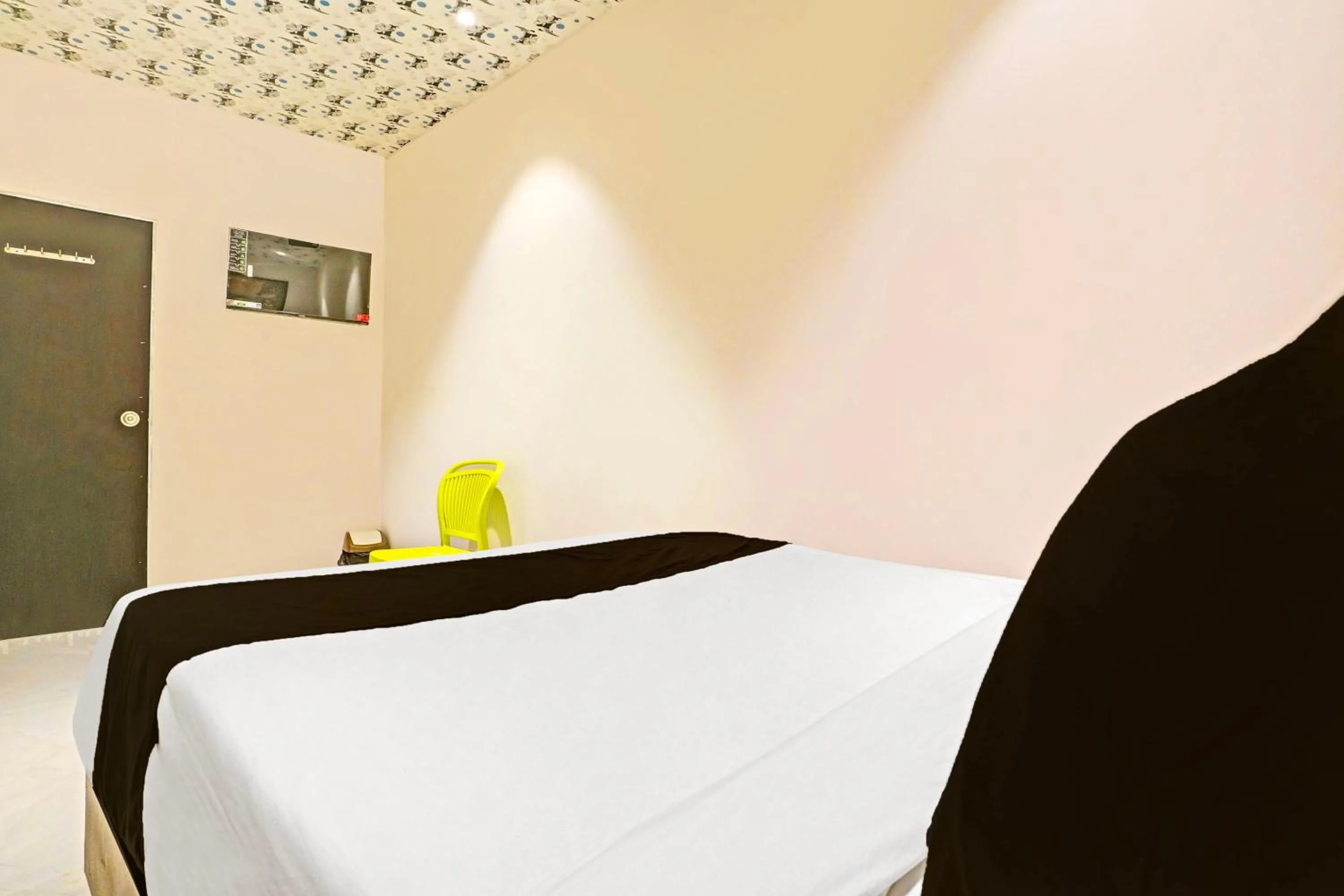 Bedroom in HOTEL O NK RESIDENCY