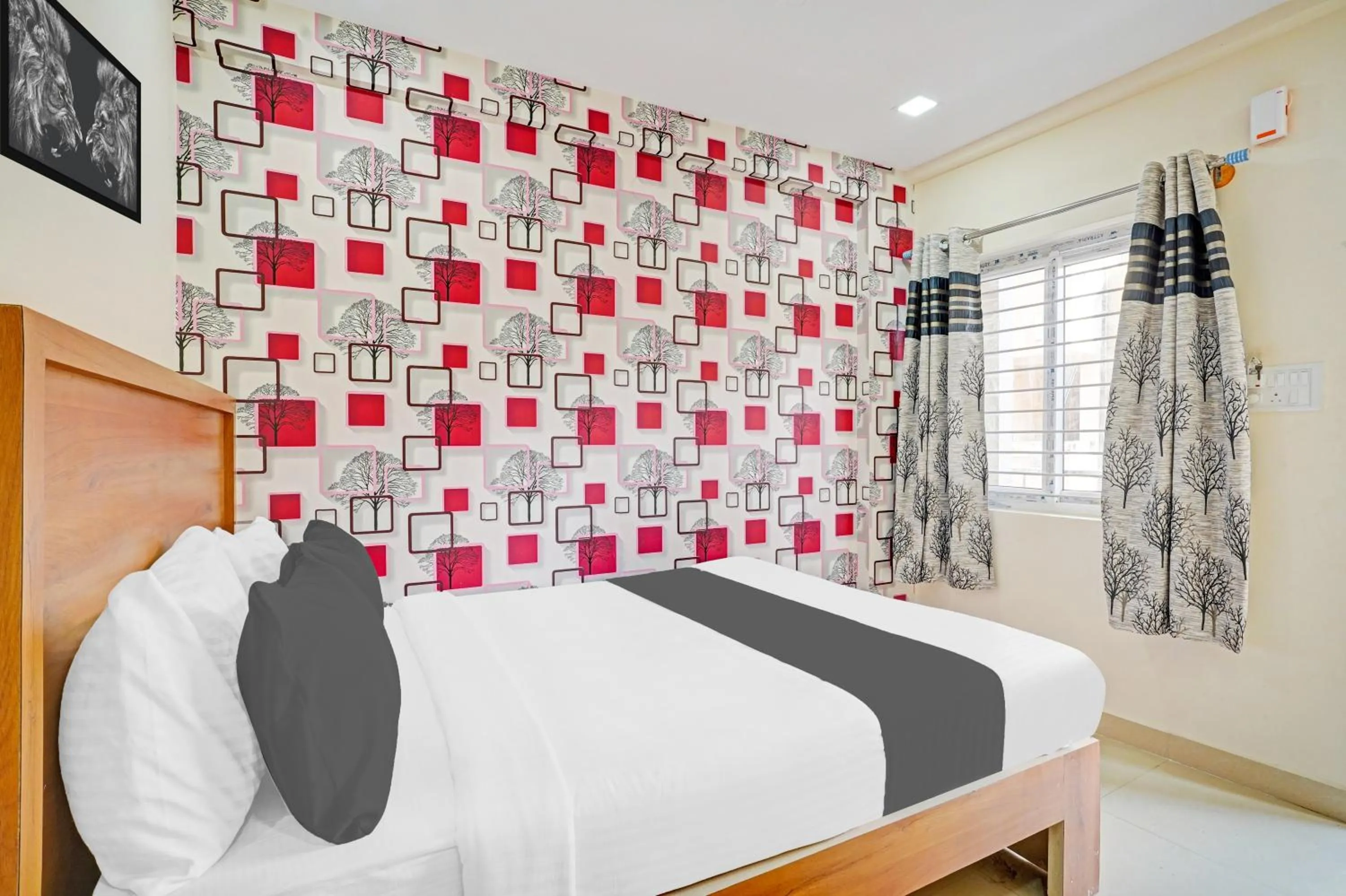 Bedroom, Bed in Hotel O Chalukya Comfort