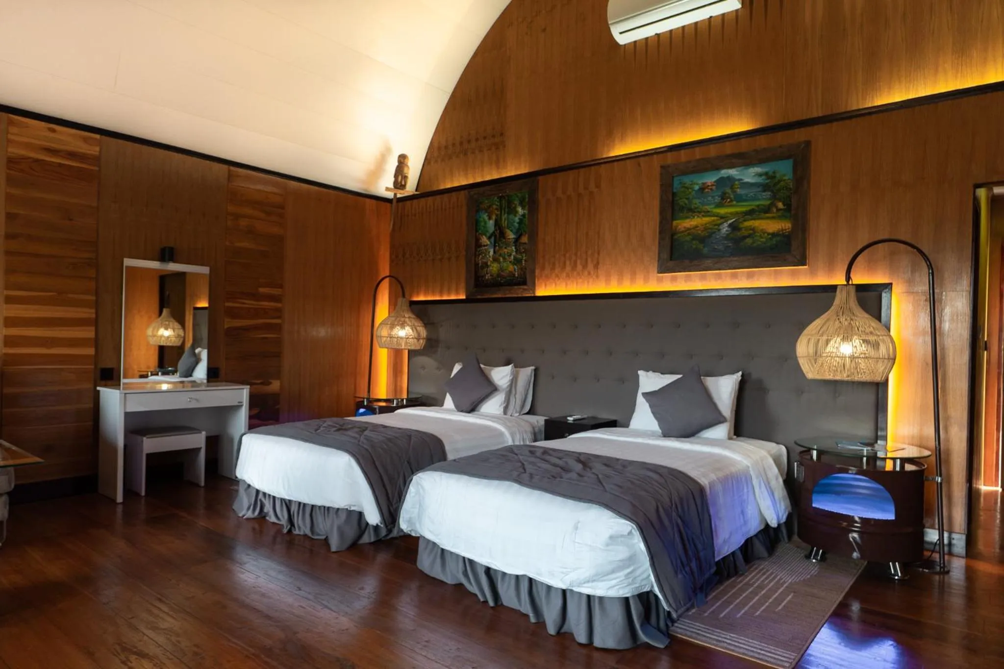 Bed in Pondanu Living