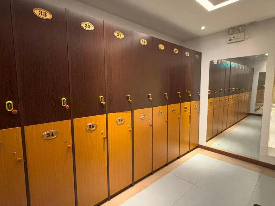 Spa and wellness centre/facilities in Lido De Paris Hotel