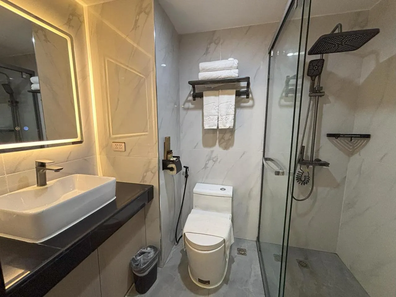 Bathroom in Lido De Paris Hotel