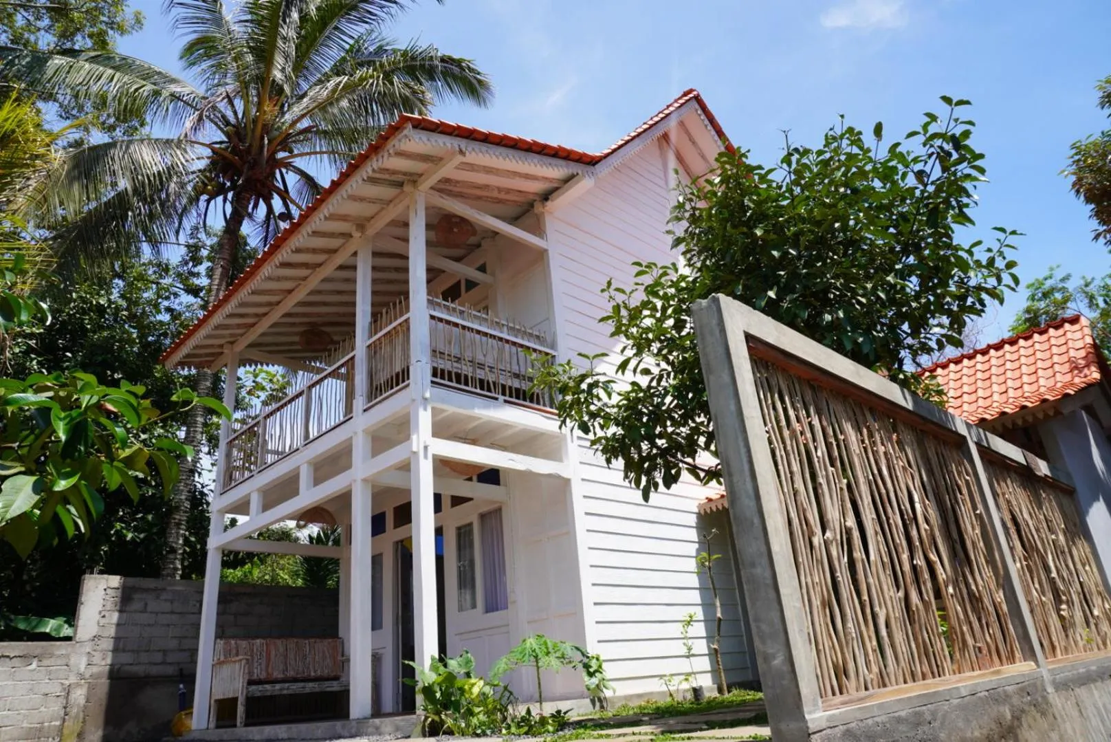 Property building in Purwa Ijen