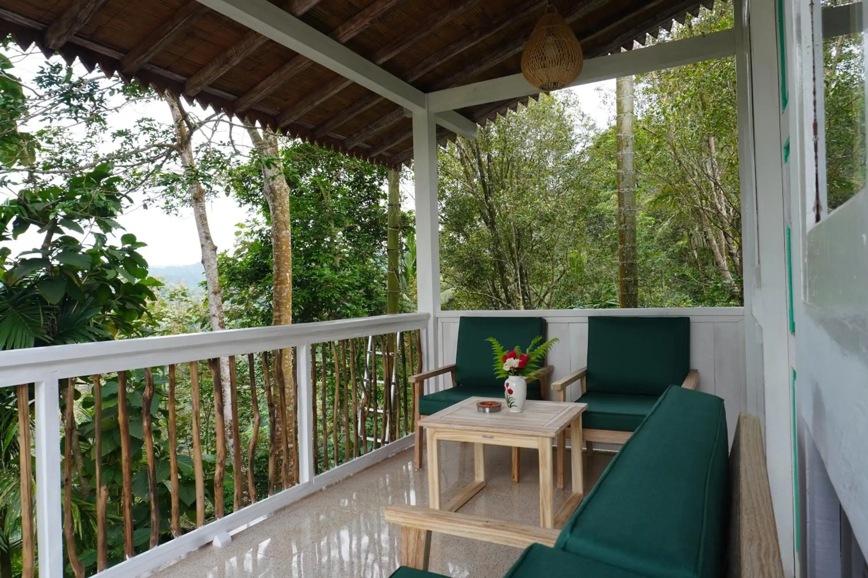 Bungalow with Hill View in Purwa Ijen Bungalow with Hill View in Purwa Ijen