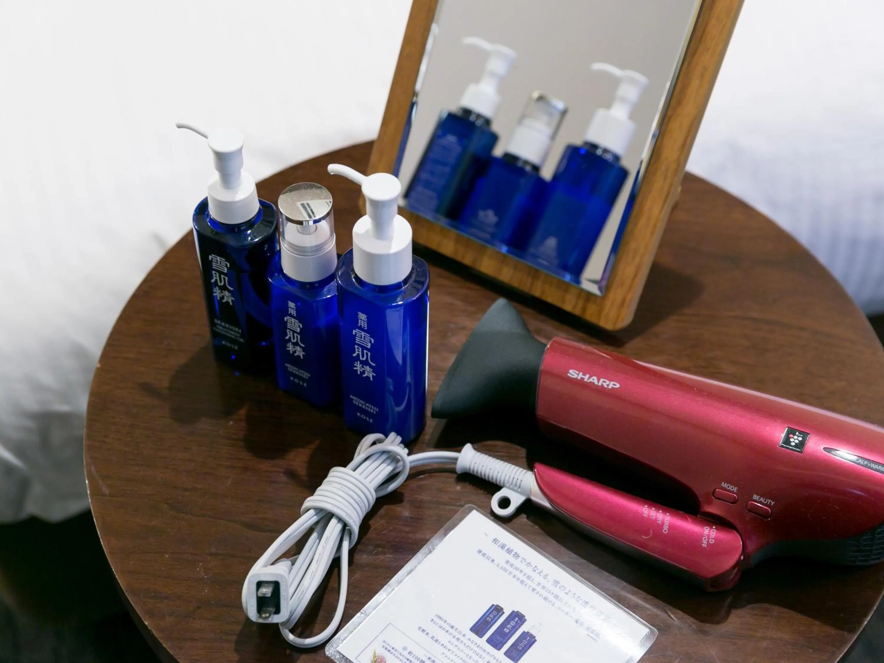 Photo of the whole room in Lagunasuite Shinyokohama