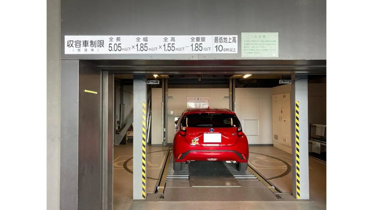 Parking in Lagunasuite Shinyokohama