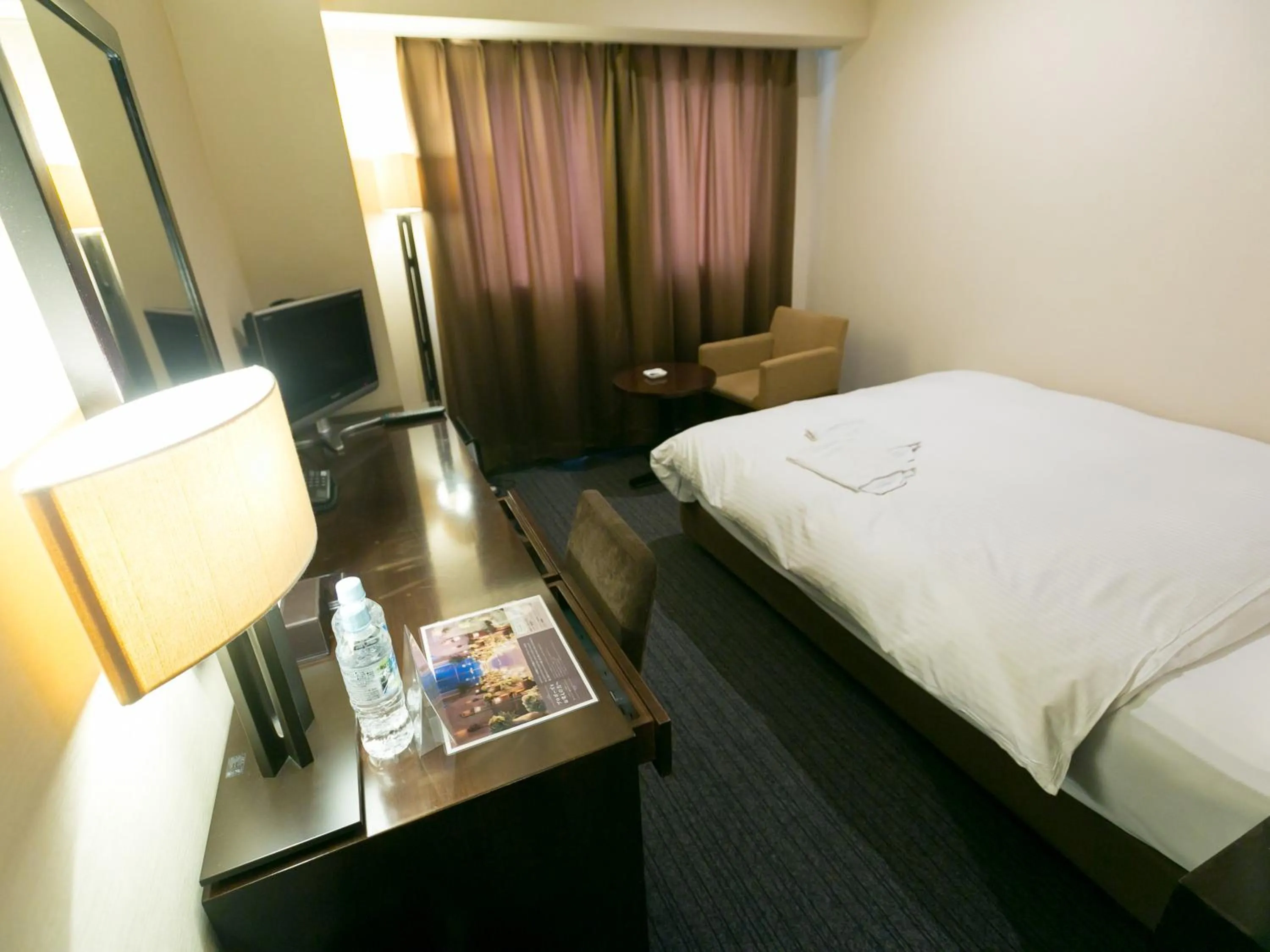 Bed in Lagunasuite Shinyokohama