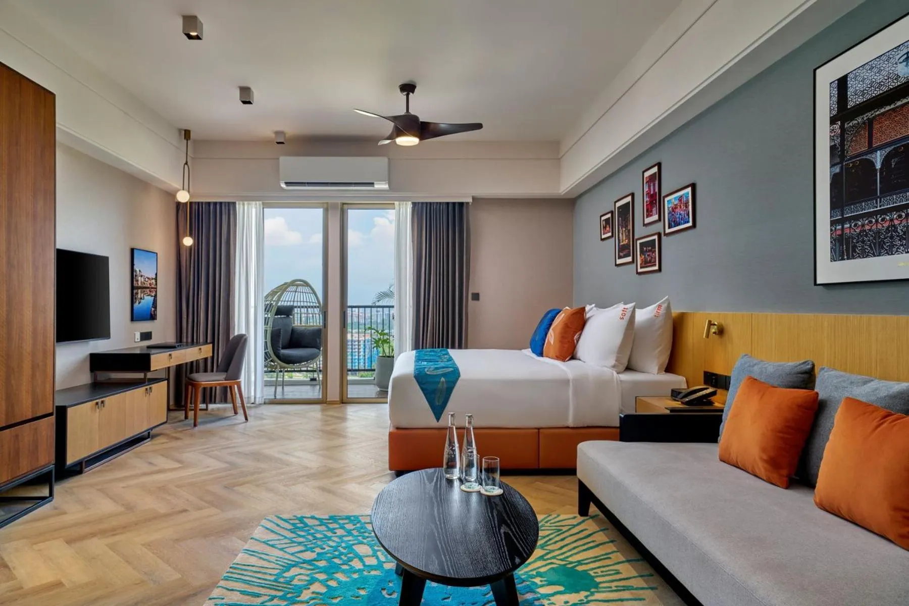 Bedroom, Bed in Birkin International Hotel