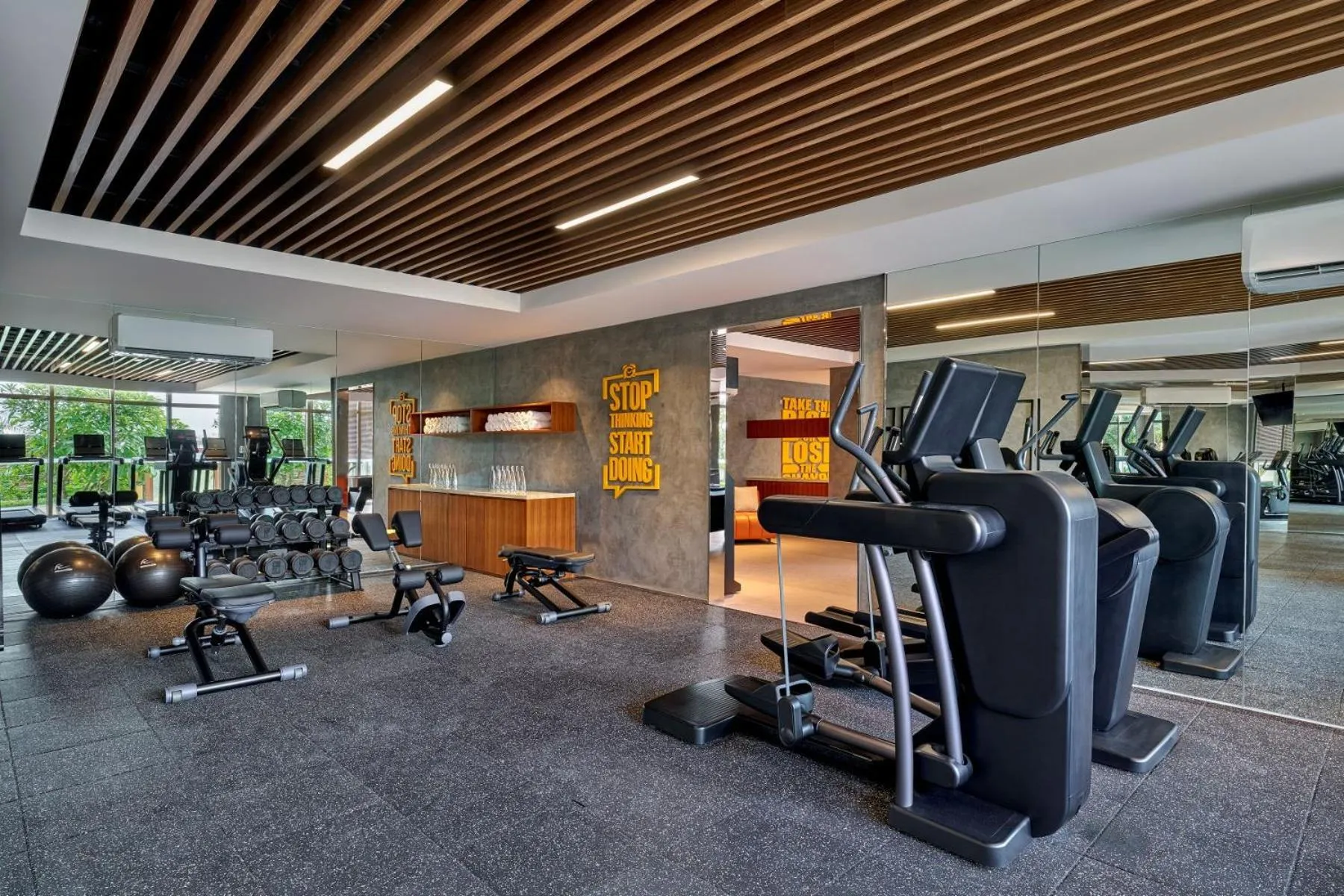Fitness centre/facilities in Birkin International Hotel