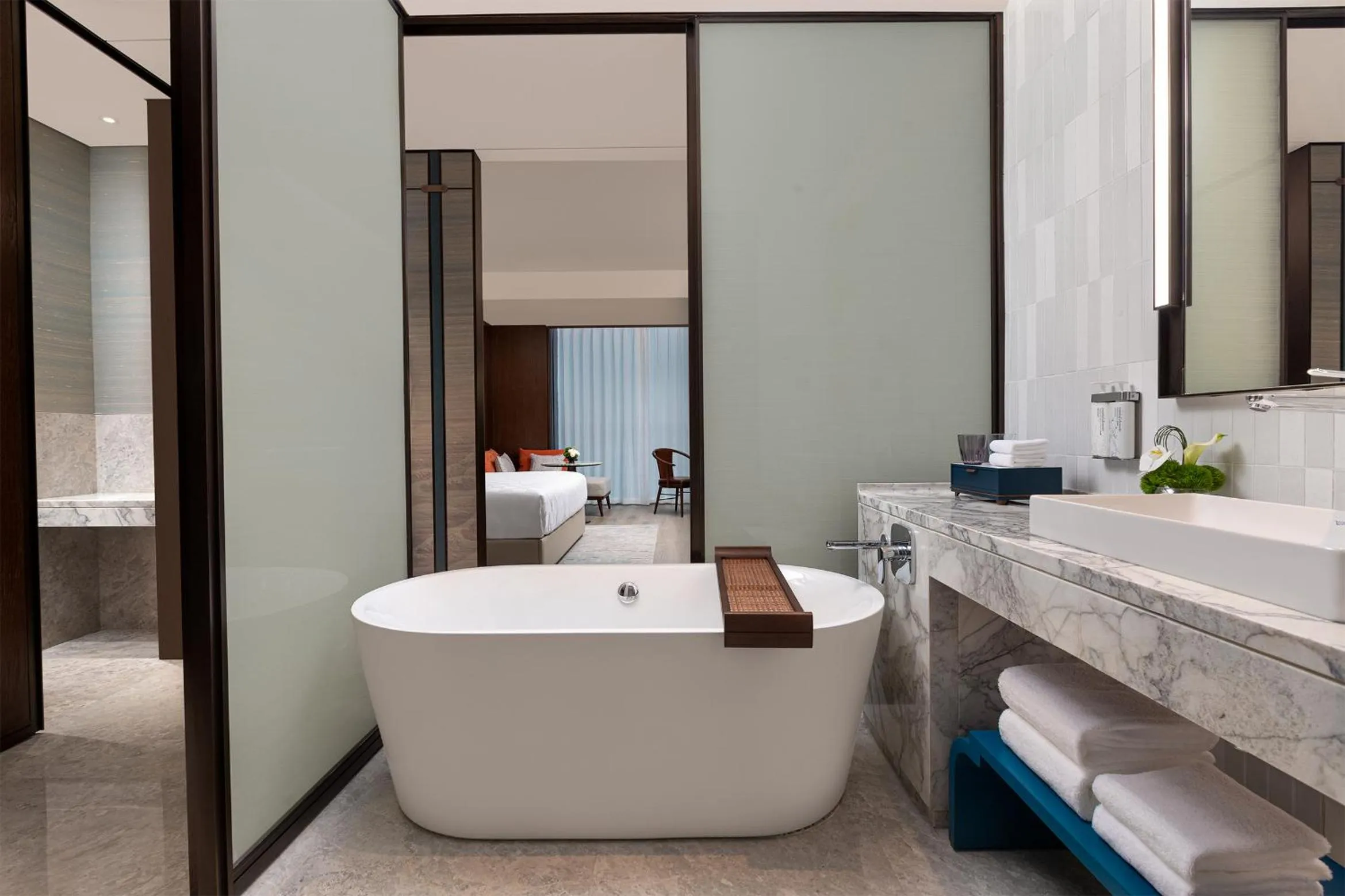 Bath in HUALUXE Hotels and Resorts Haining