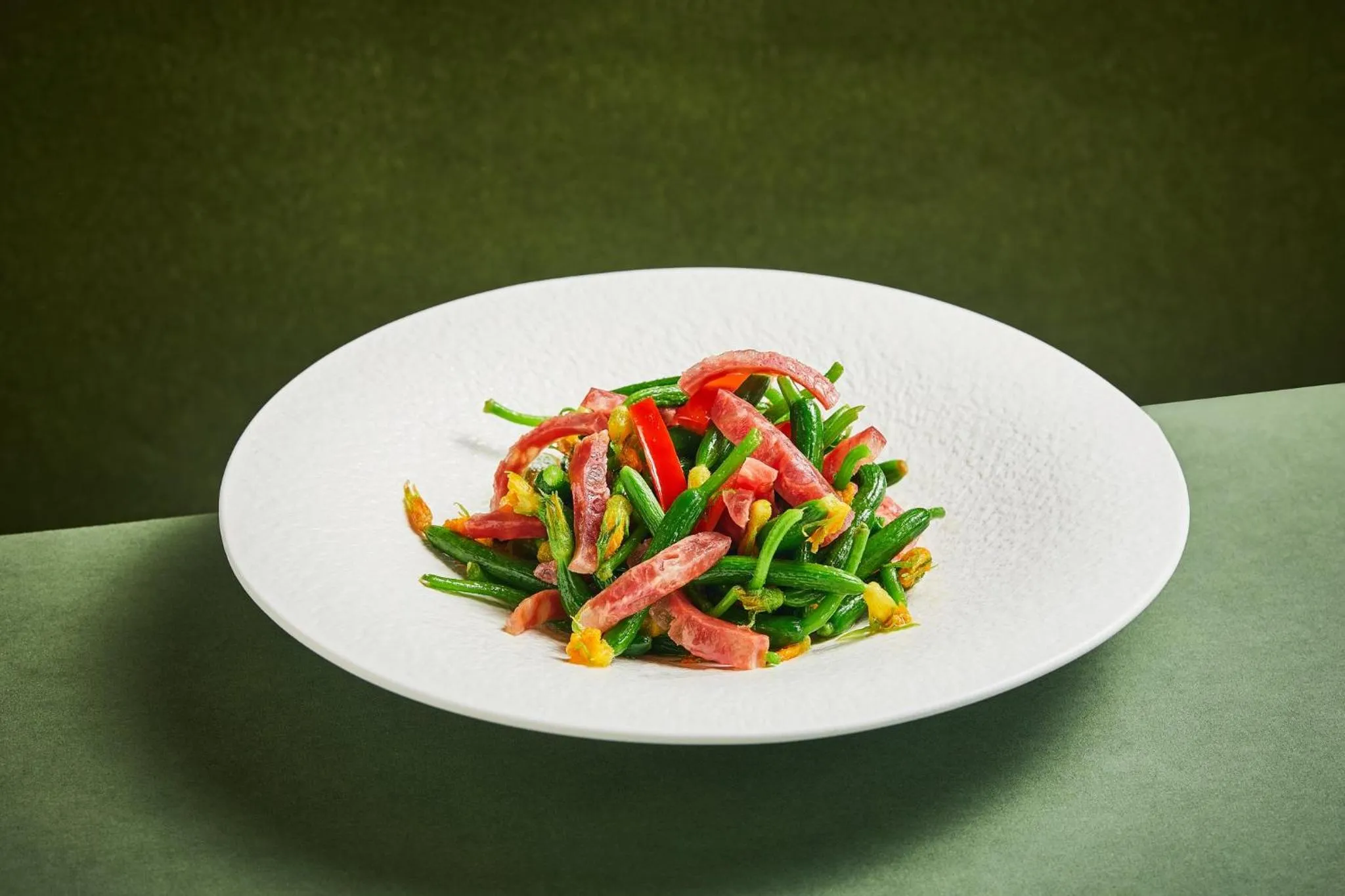 Restaurant/places to eat in Hotel Indigo Suzhou Jinji Lake by IHG