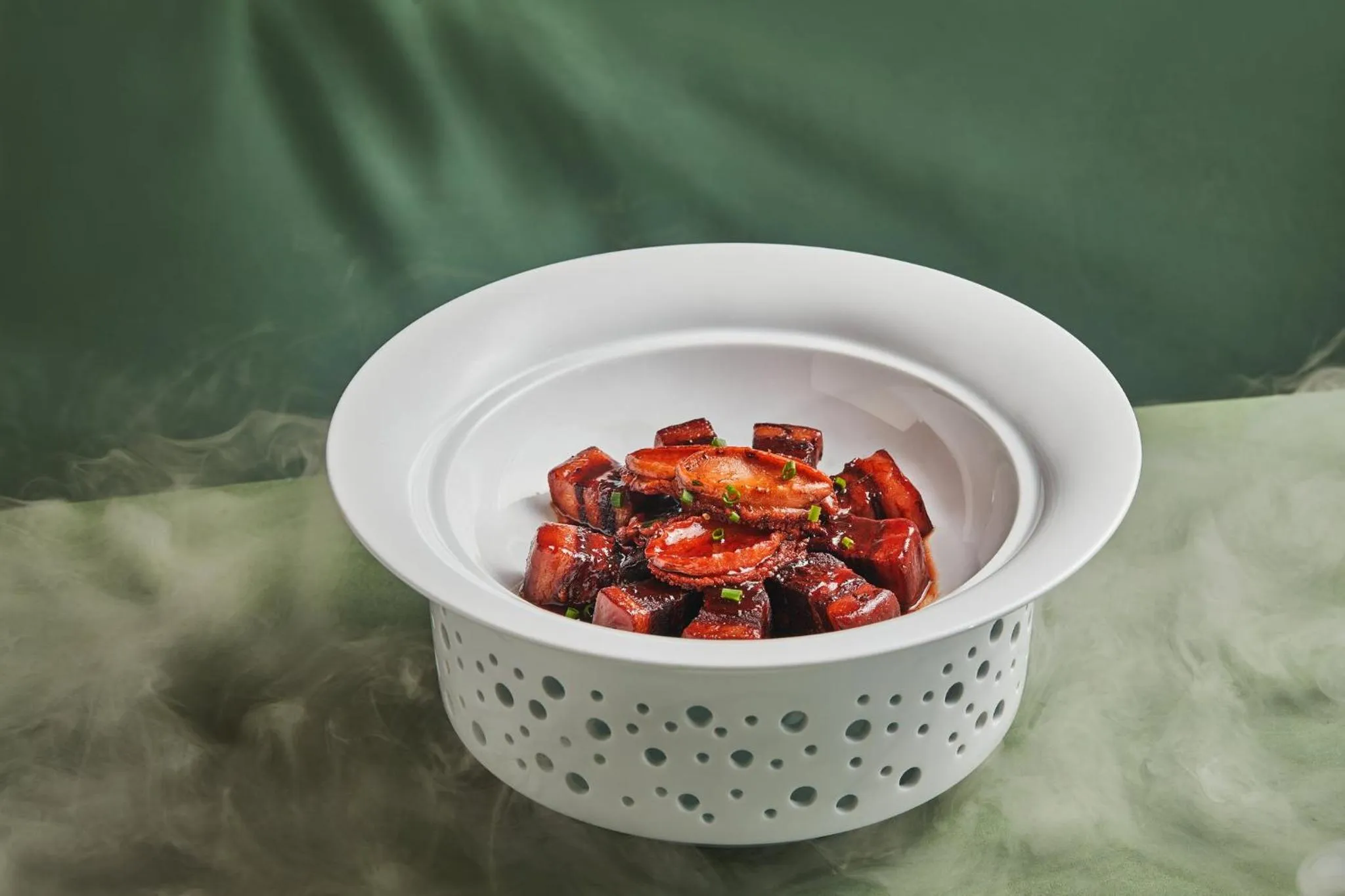 Restaurant/places to eat in Hotel Indigo Suzhou Jinji Lake by IHG