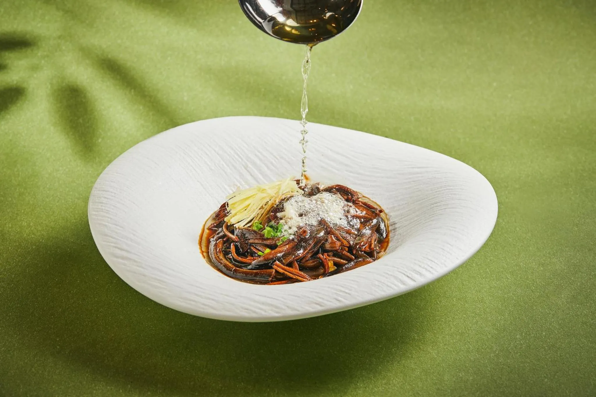 Restaurant/places to eat in Hotel Indigo Suzhou Jinji Lake by IHG