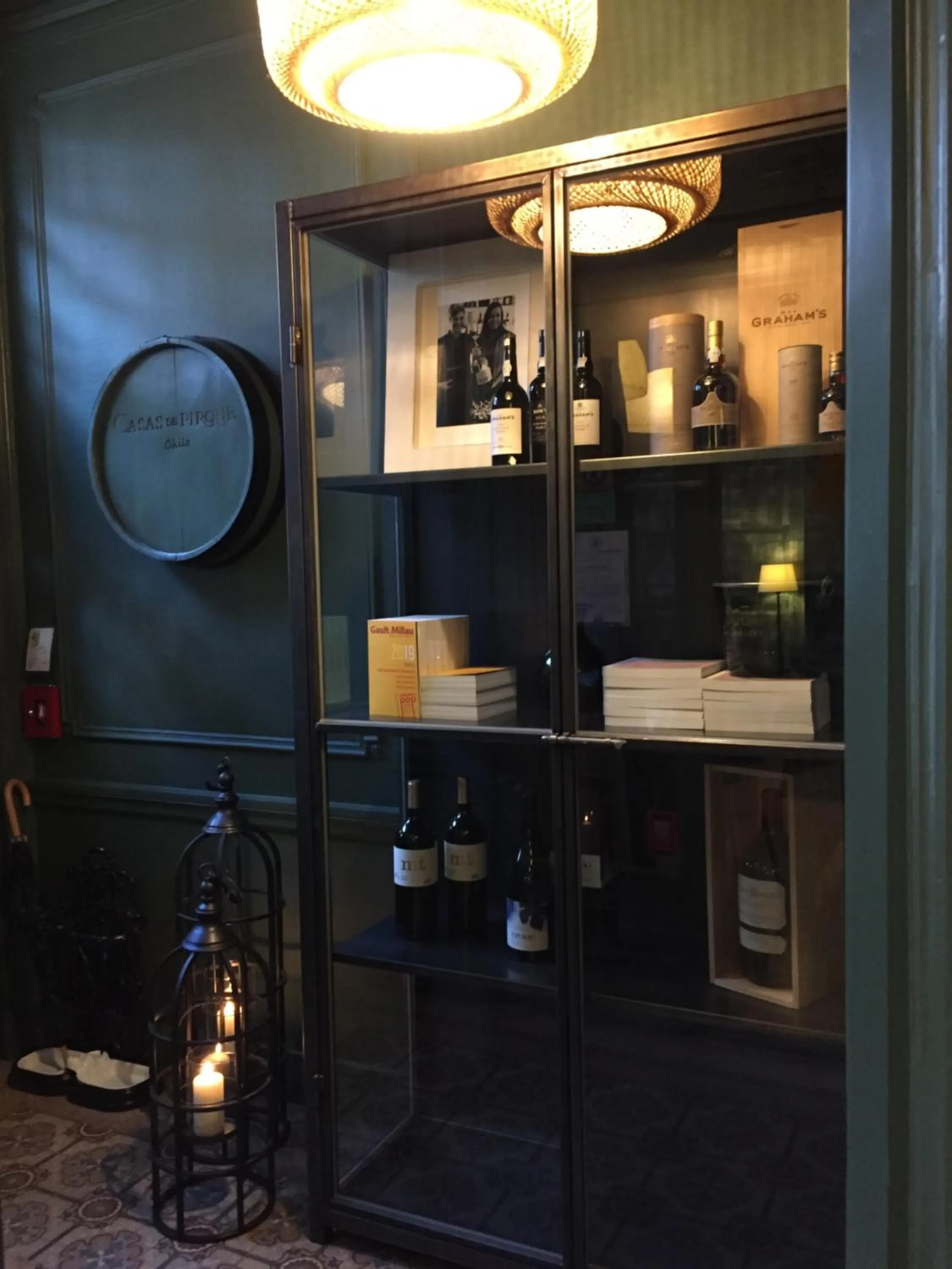 Facade/entrance in Restaurant & Guesthouse Cachet de Cire