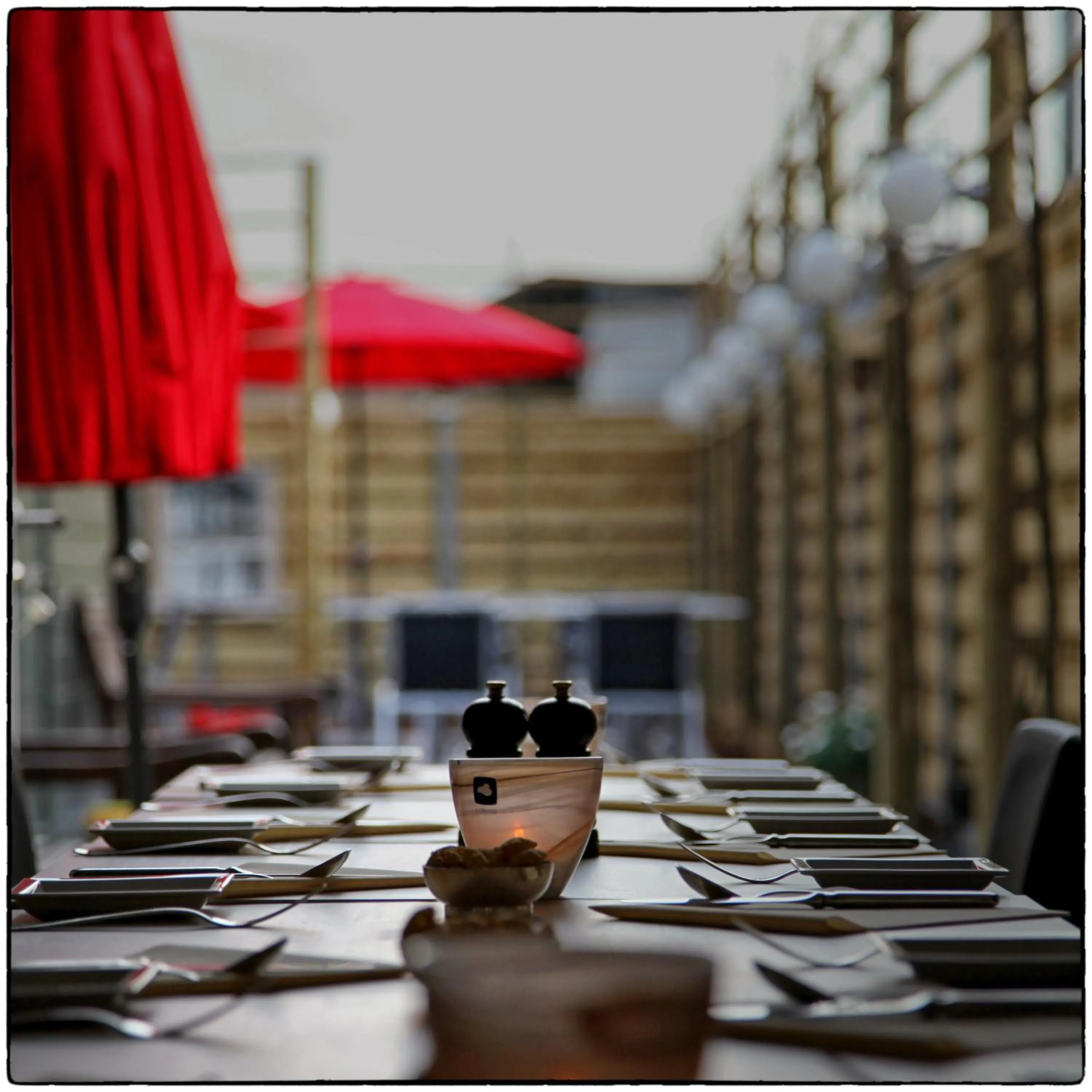 Restaurant/places to eat in Restaurant & Guesthouse Cachet de Cire