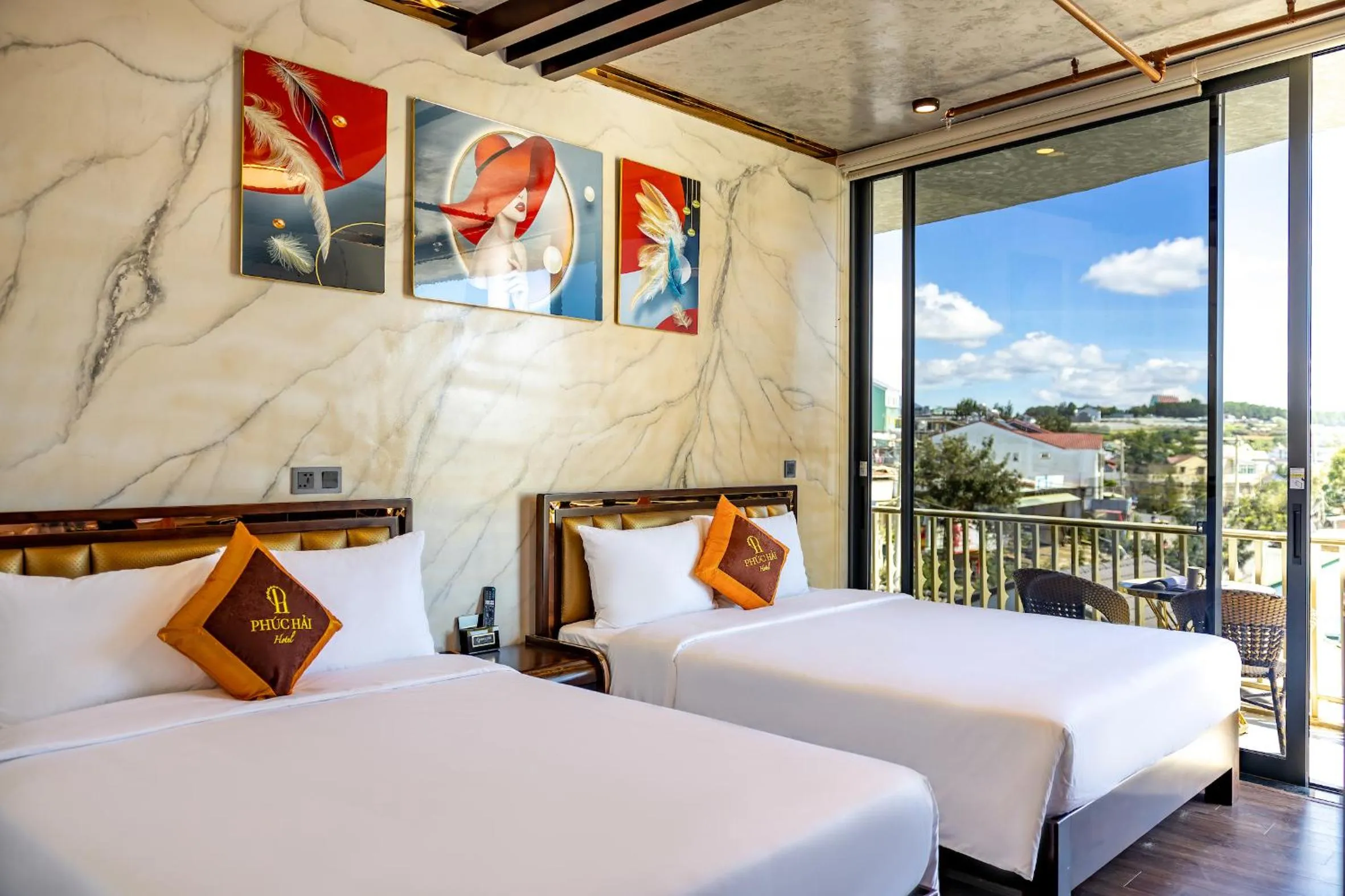 Bed in Phuc Hai Hotel Da Lat