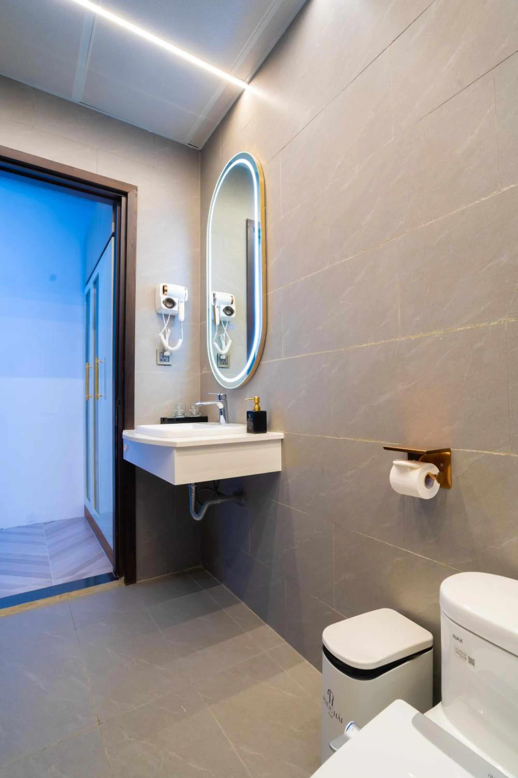 Toilet in Phuc Hai Hotel Da Lat