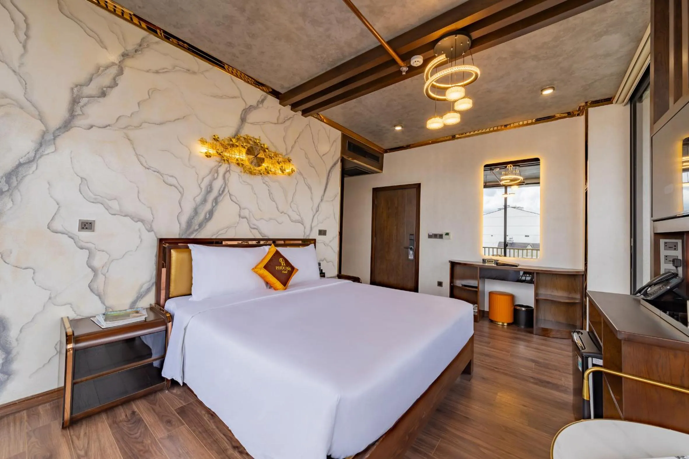 TV and multimedia, Bed in Phuc Hai Hotel Da Lat