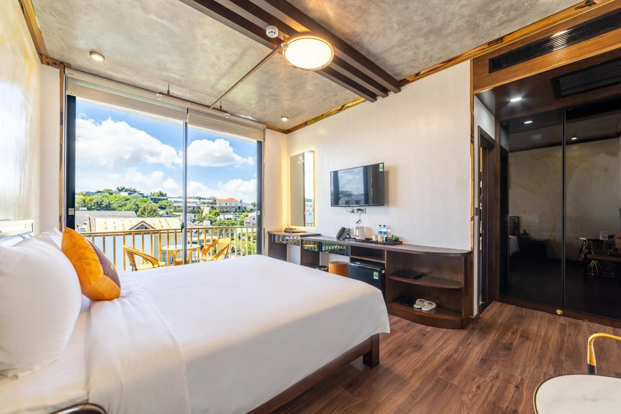 Bed in Phuc Hai Hotel Da Lat