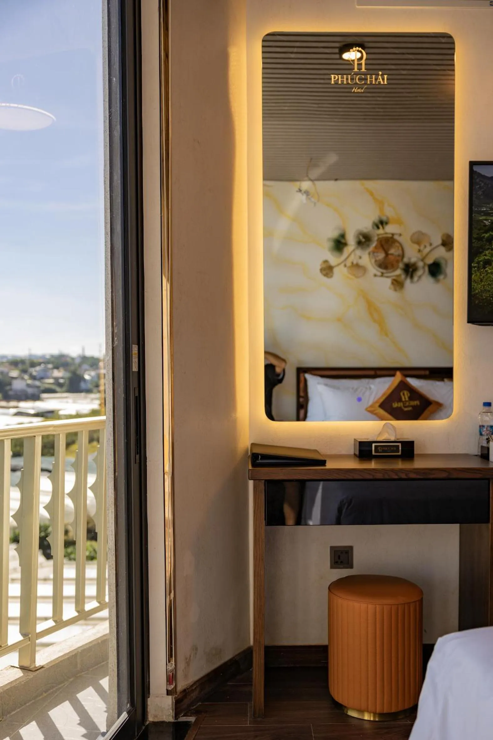 Photo of the whole room, Bed in Phuc Hai Hotel Da Lat