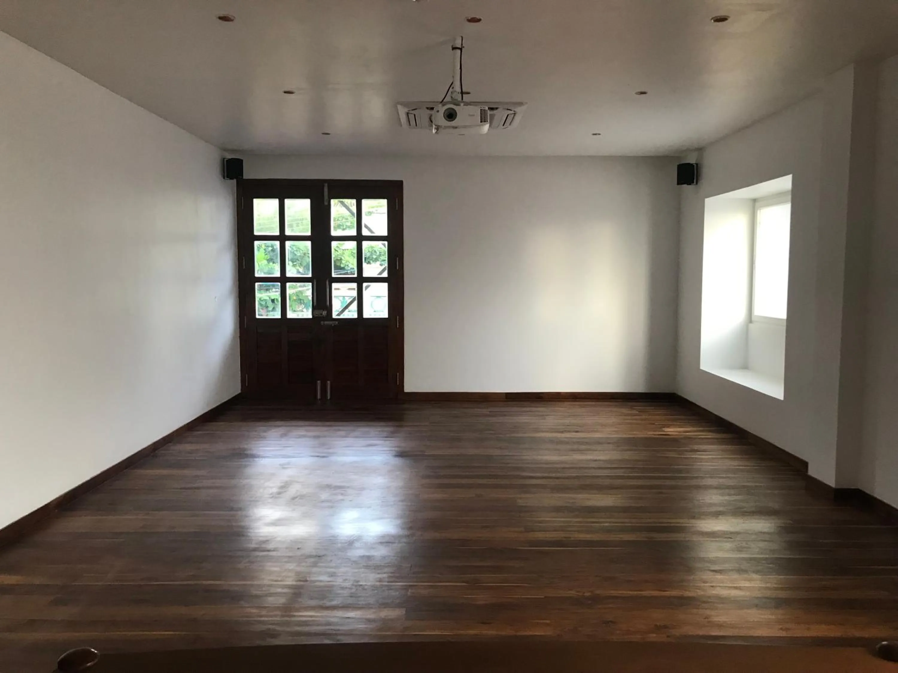 Property building in La Papillon Maison