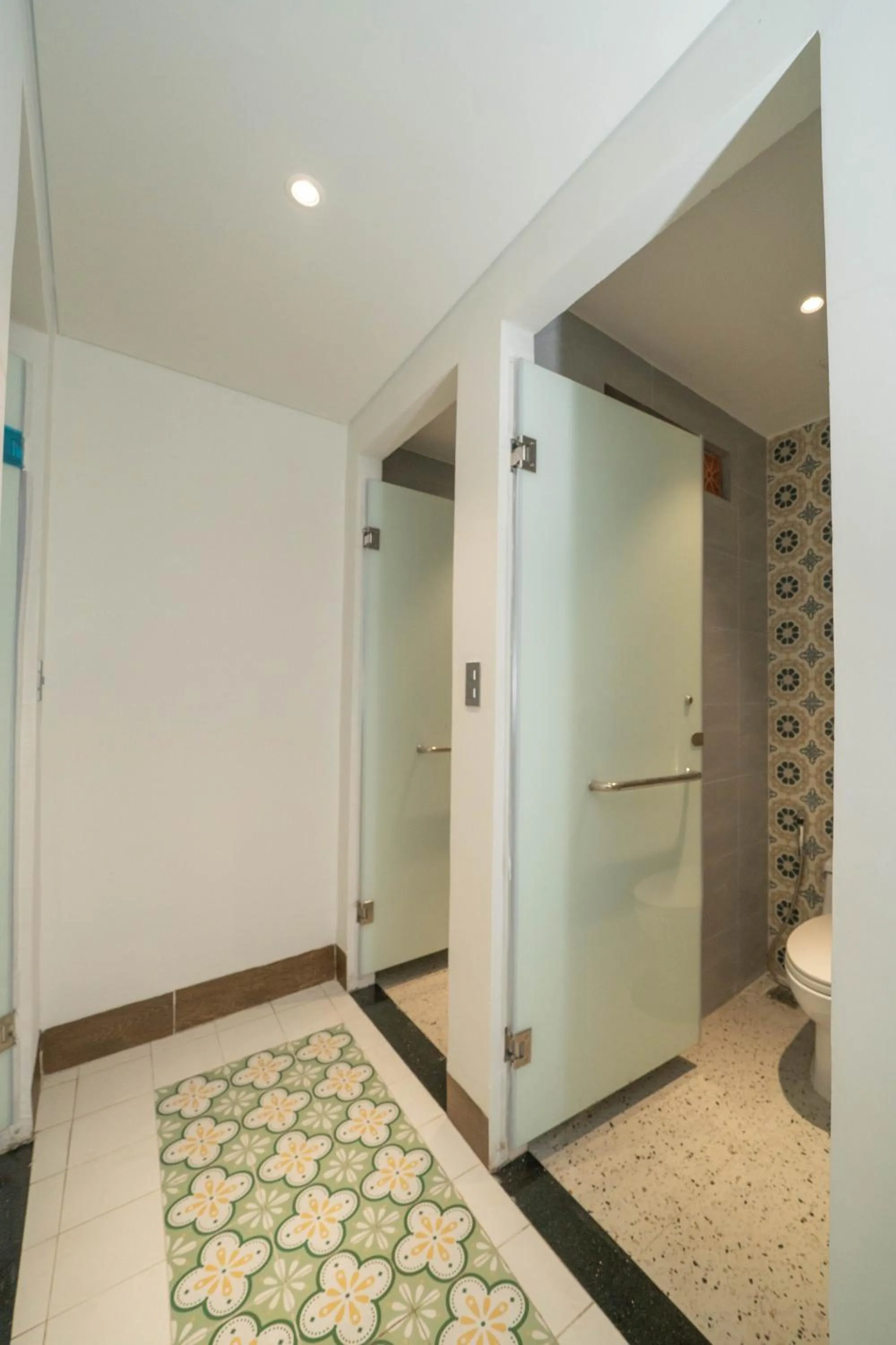 Toilet in Sujet Hotel Da Nang