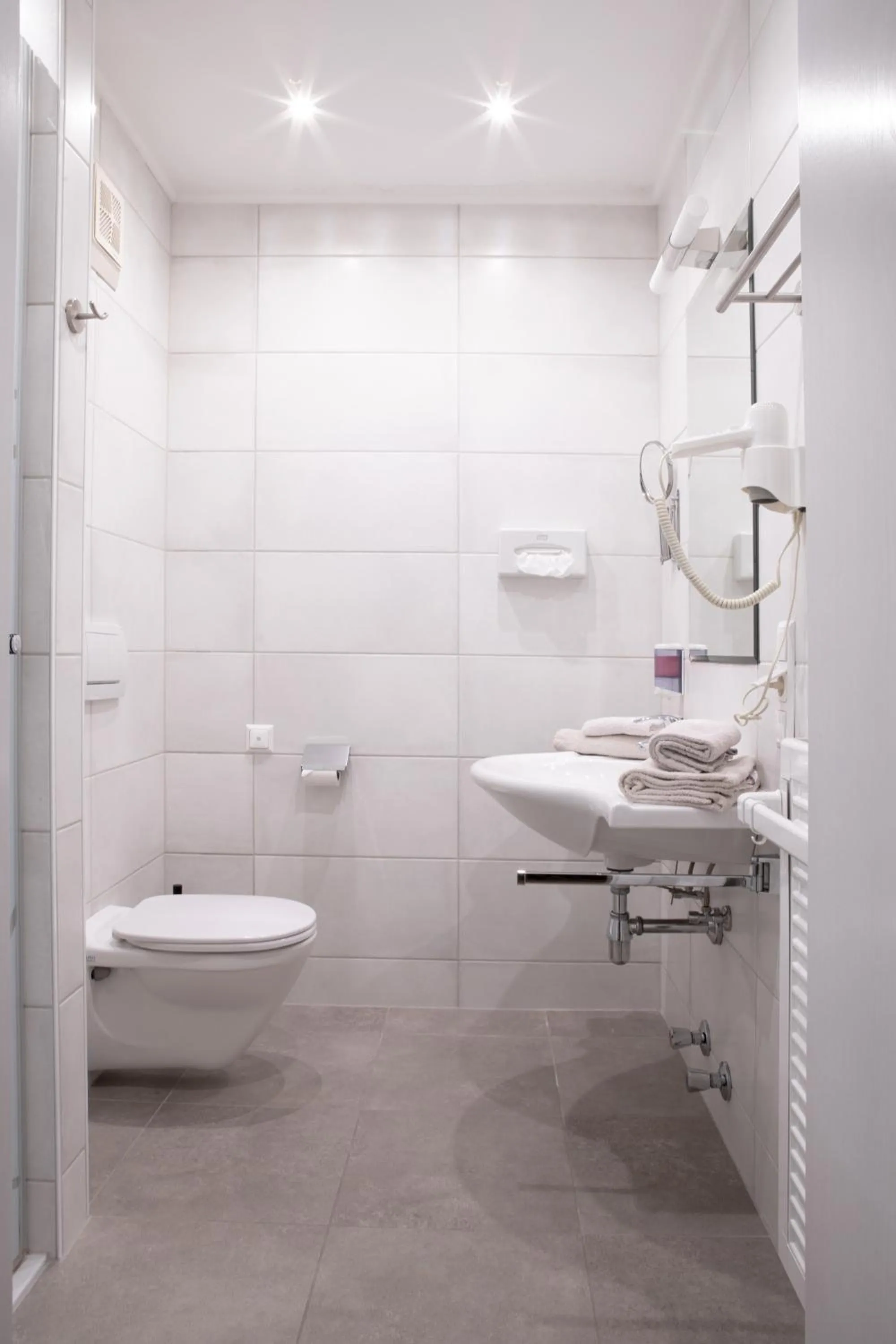 Shower in Ferienwohnungen Gabriel