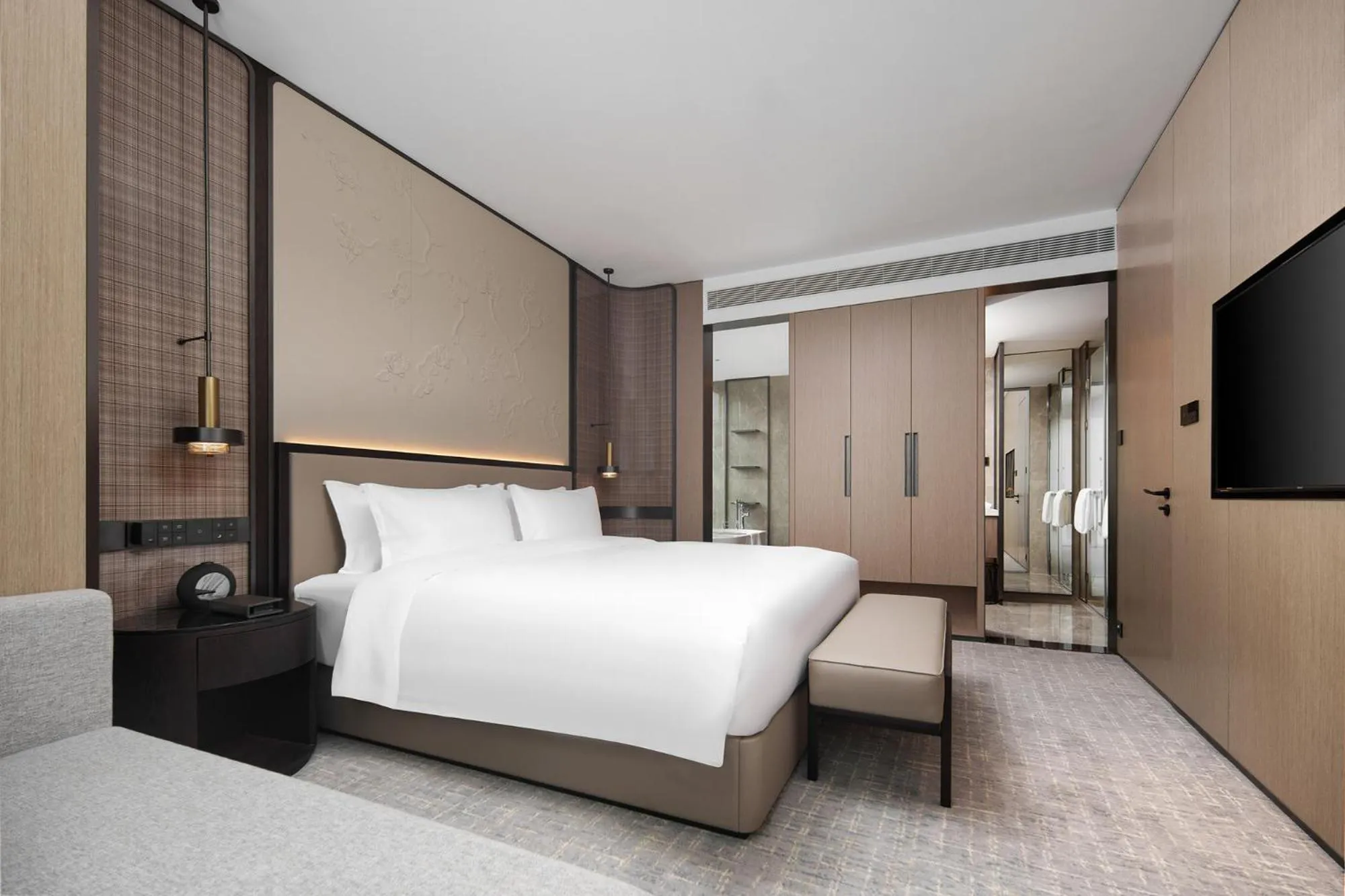 Bedroom, Bed in Grand Mercure Wuhan Hanyang