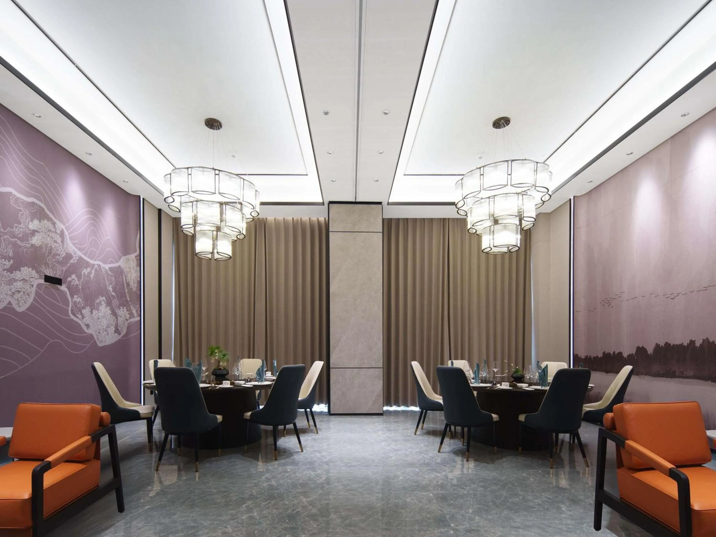 Restaurant/places to eat in Grand Mercure Wuhan Hanyang