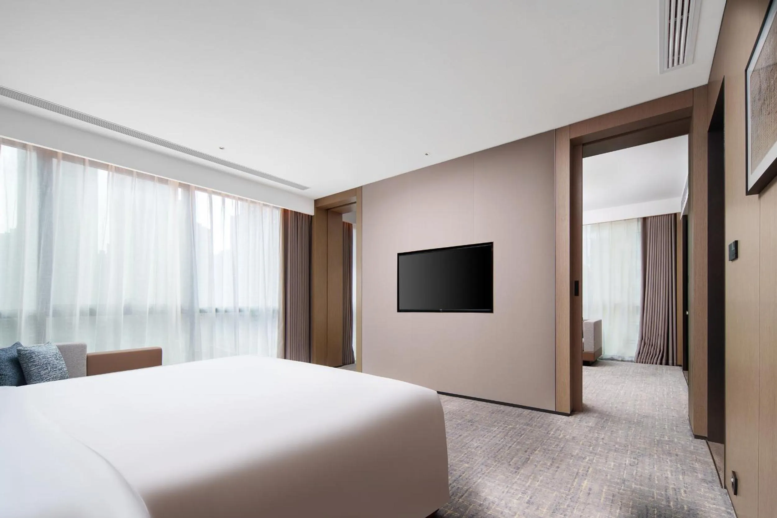 Bedroom, Bed in Grand Mercure Wuhan Hanyang